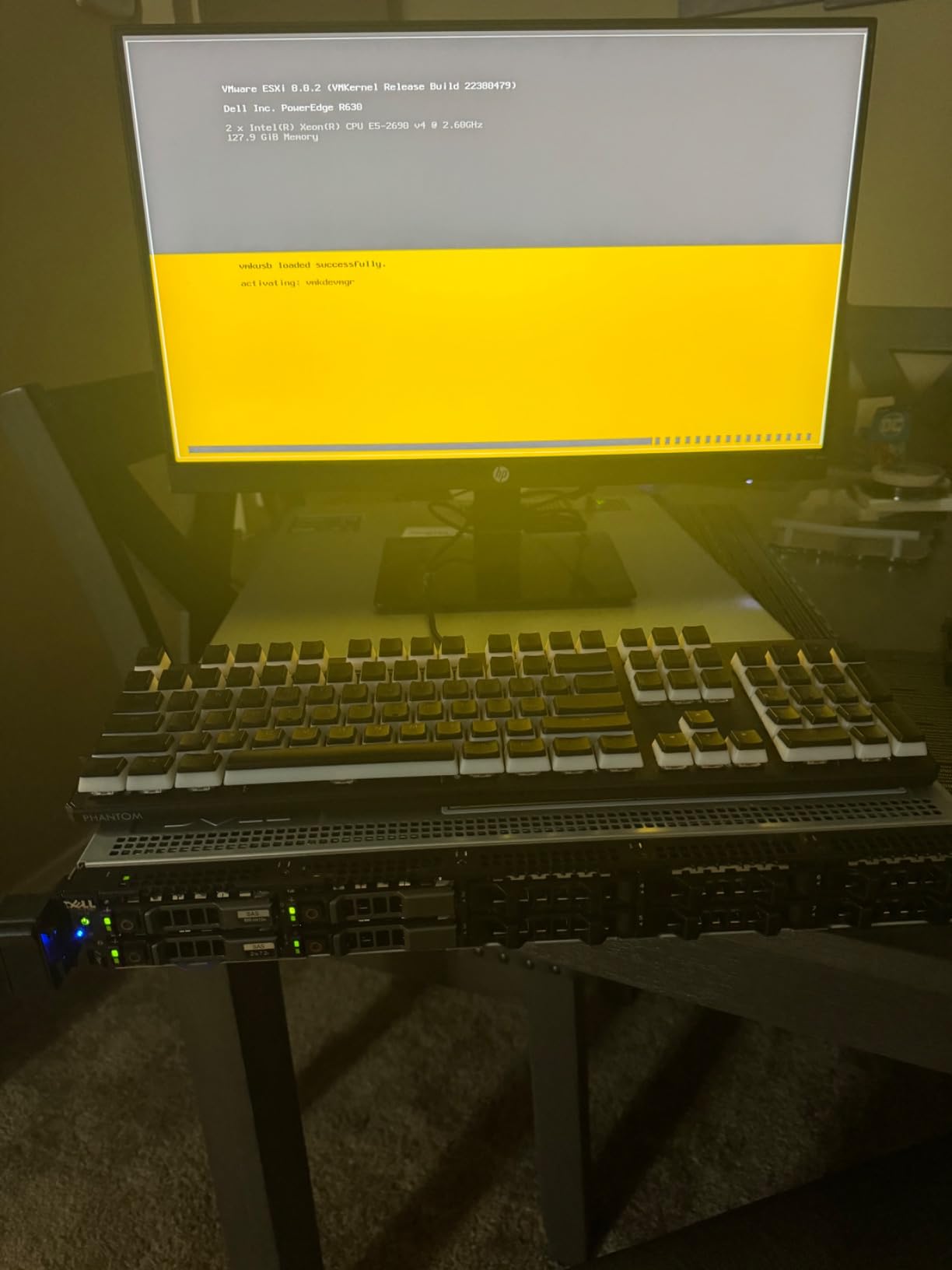 PowerEdge Dell R630 Server | 2X E5-2690 v4 = 28 Cores | 128GB RAM | 2X 1TB SSD (Renewed) customer photo 2