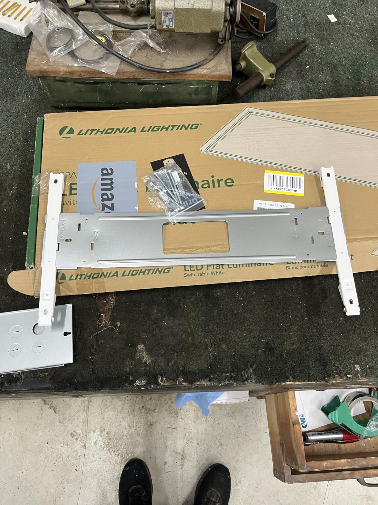Lithonia Lighting 1x4 LED Flat Panel Light, 4000 Lumens, 3500K/4000K/5000K | CPANL 1 Ft. x 4 Ft. LED Light Panel, Ceiling Lighting Fixture, 3-in-1 Switchable CCT, Includes Ceiling Mount Bracket, White customer photo 1