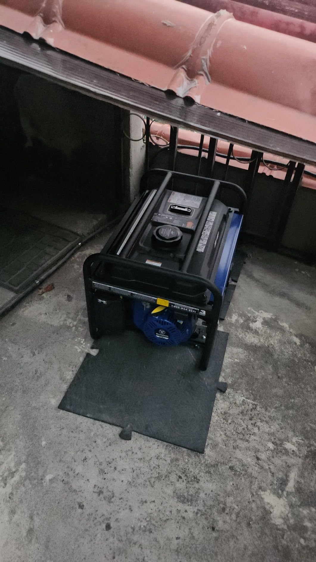 Westinghouse 4650 Peak Watt Portable Generator, RV Ready 30A Outlet, Gas Powered, CO Sensor customer photo 2