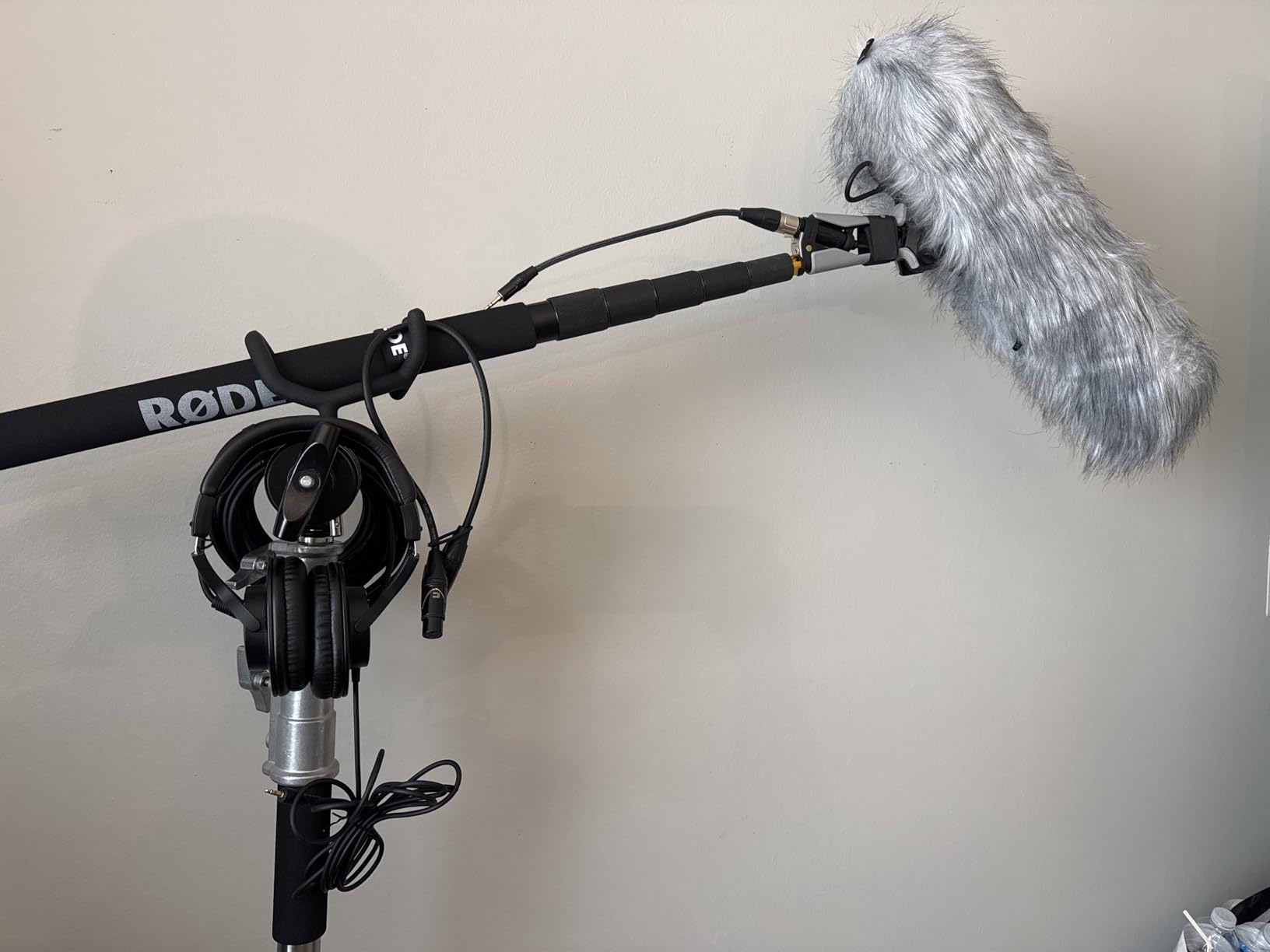 Heavy Duty C Stand 10.8ft/330cm with Boom Arm Sandbag Grips | 100% Stainless Steel Photography Light Stand Studio Monolight, Softbox, Reflector (Max Loading 44 Pounds) customer photo 2