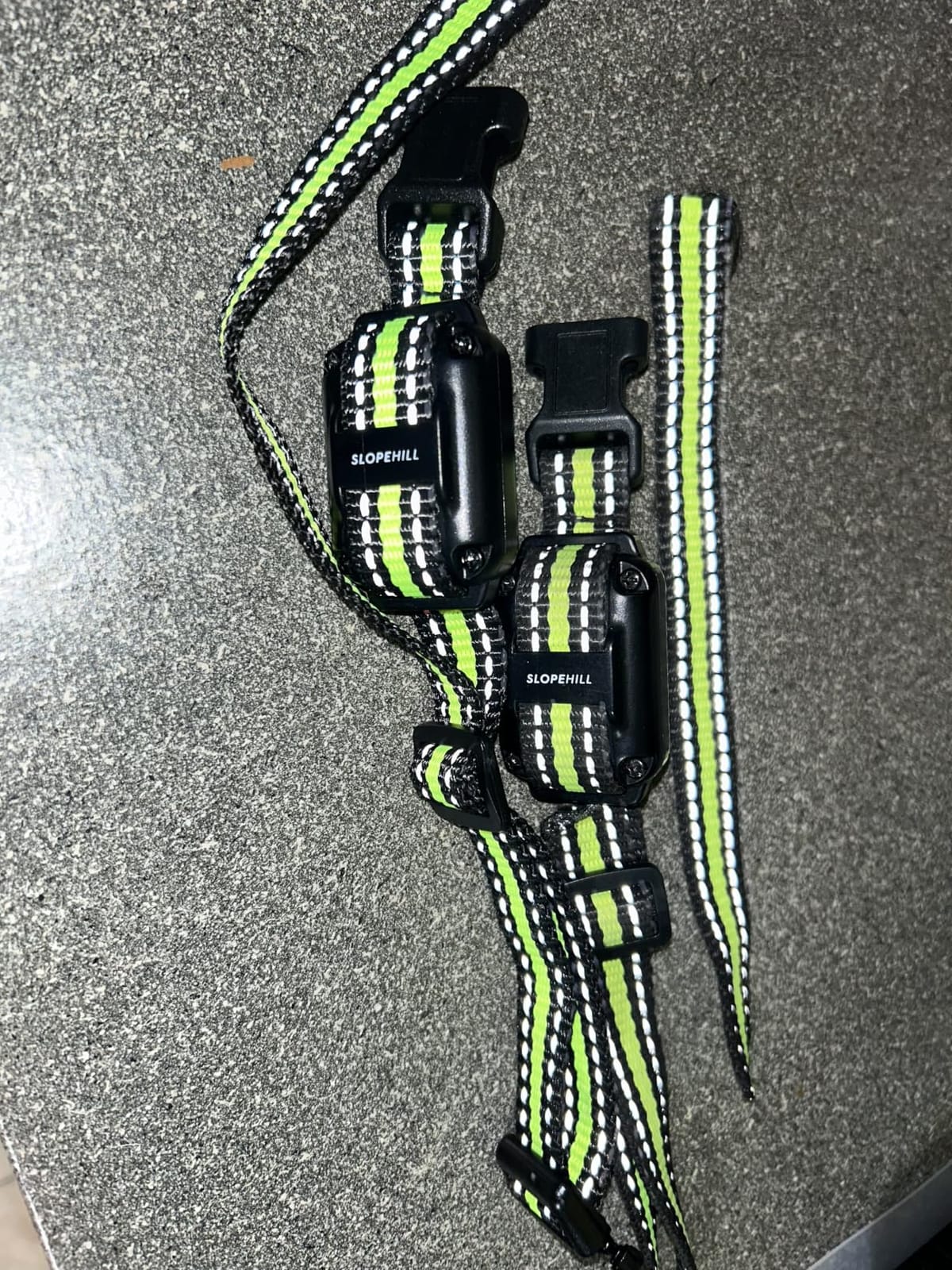 SLOPEHILL Dog Training Collar, 4200FT Remote Shock Collar for Dogs 8-140lbs | IP68 Waterproof e Collar with Beep, Vibration, Safe Shock, Light, No Shock Modes, Dog Collar with Removable Prongs, Green customer photo 2