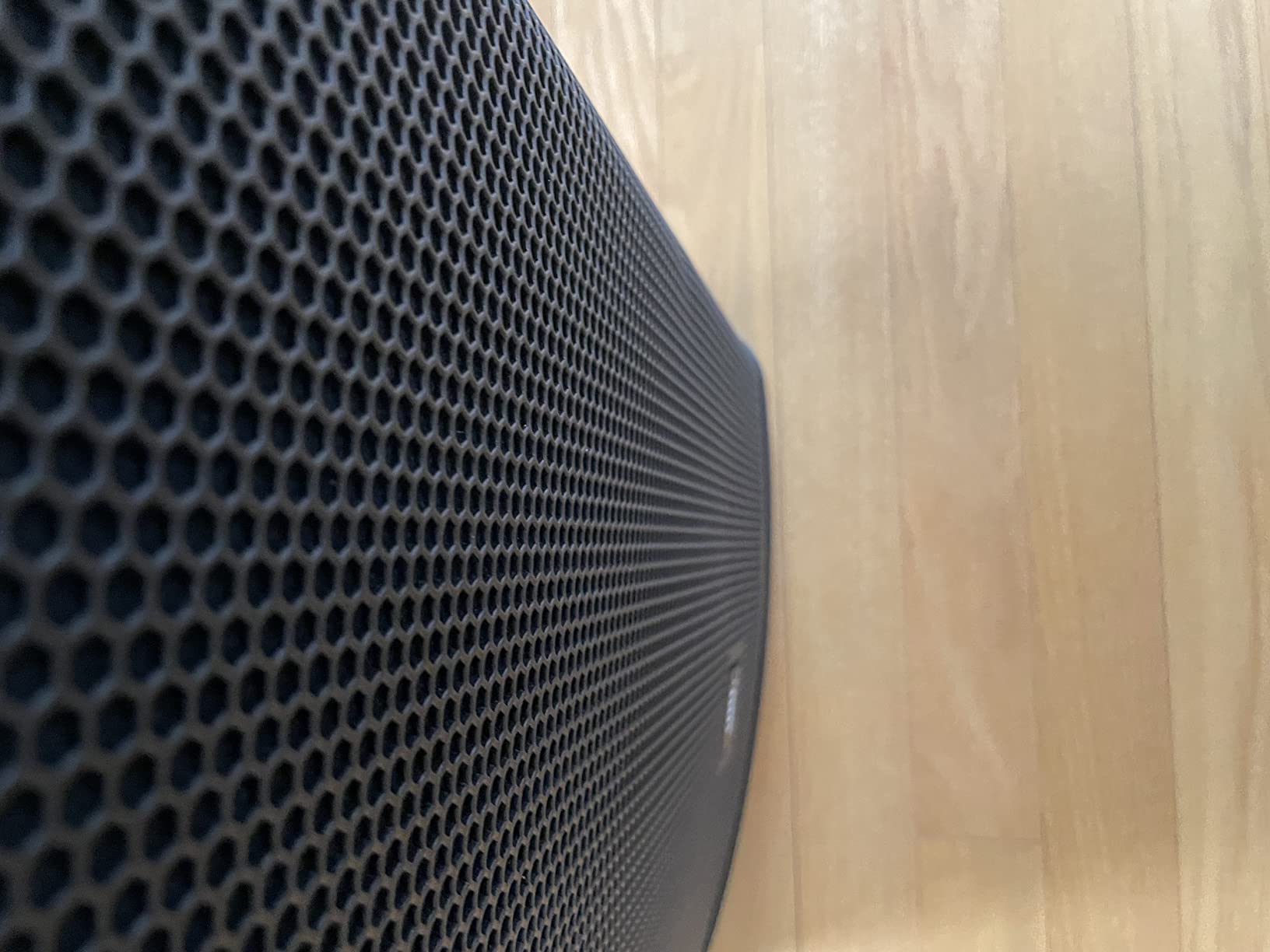 JBL Professional EON712 Powered PA Speaker, Loudspeaker with Bluetooth, 12 inch, 1300 Watt, Corded Electric, Black customer photo 1