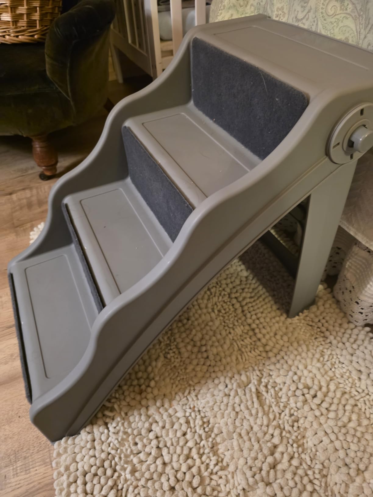 Amazon Basics Foldable Non-Slip Pet Stairs for Small Dogs and Cats, Senior Pets, Easy to Climb, 14.6