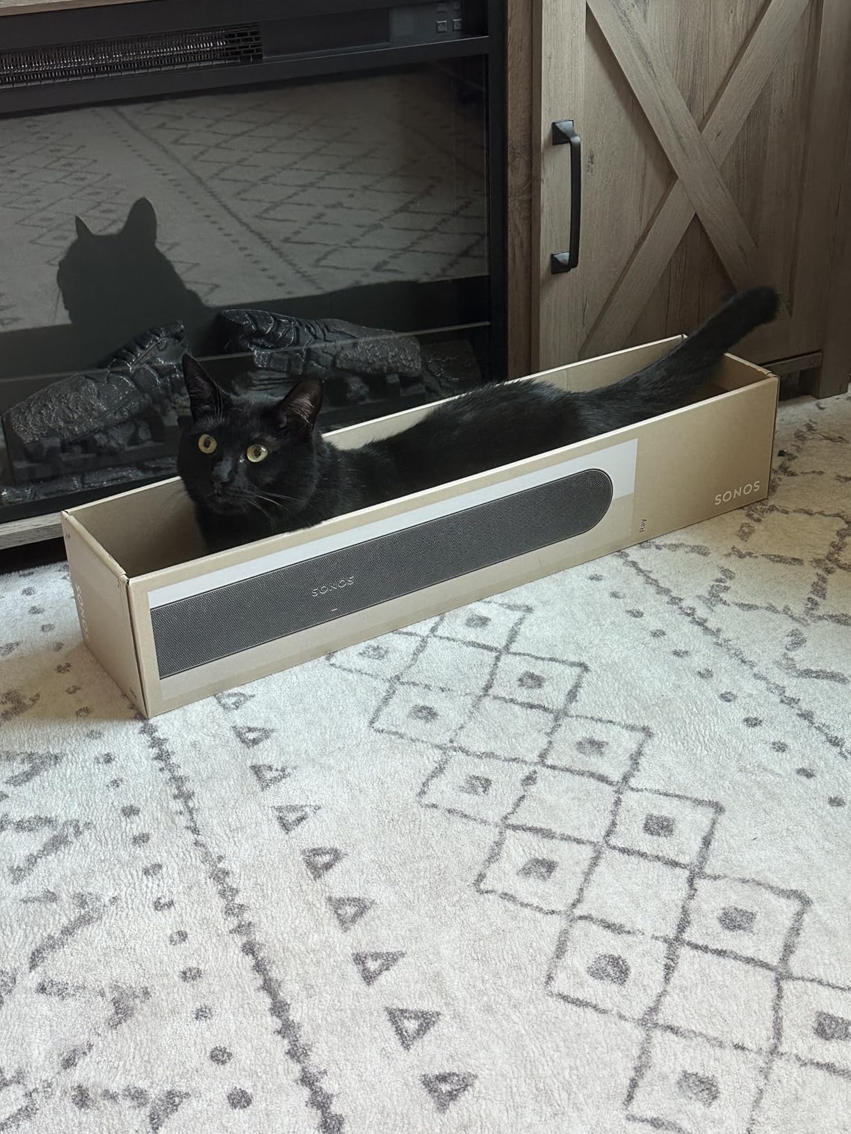 Ray - Compact Soundbar for TV and Music - Black customer photo 2