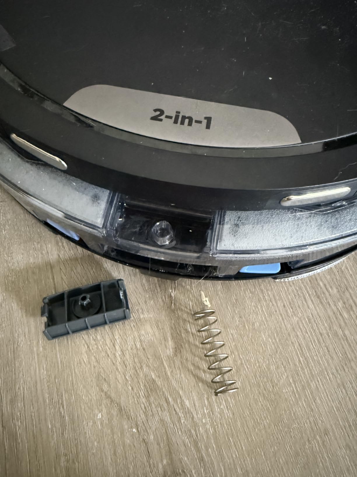 Shark Matrix Plus 2-in-1 Robot Vacuum & Mop, Black/Silver, RV2610WA | Sonic Mopping, Matrix Clean, CleanEdge, HEPA 60-Day Self-Empty Base, 360° LiDAR Mapping, Self-Cleaning Brushroll, Wi-Fi customer photo 2