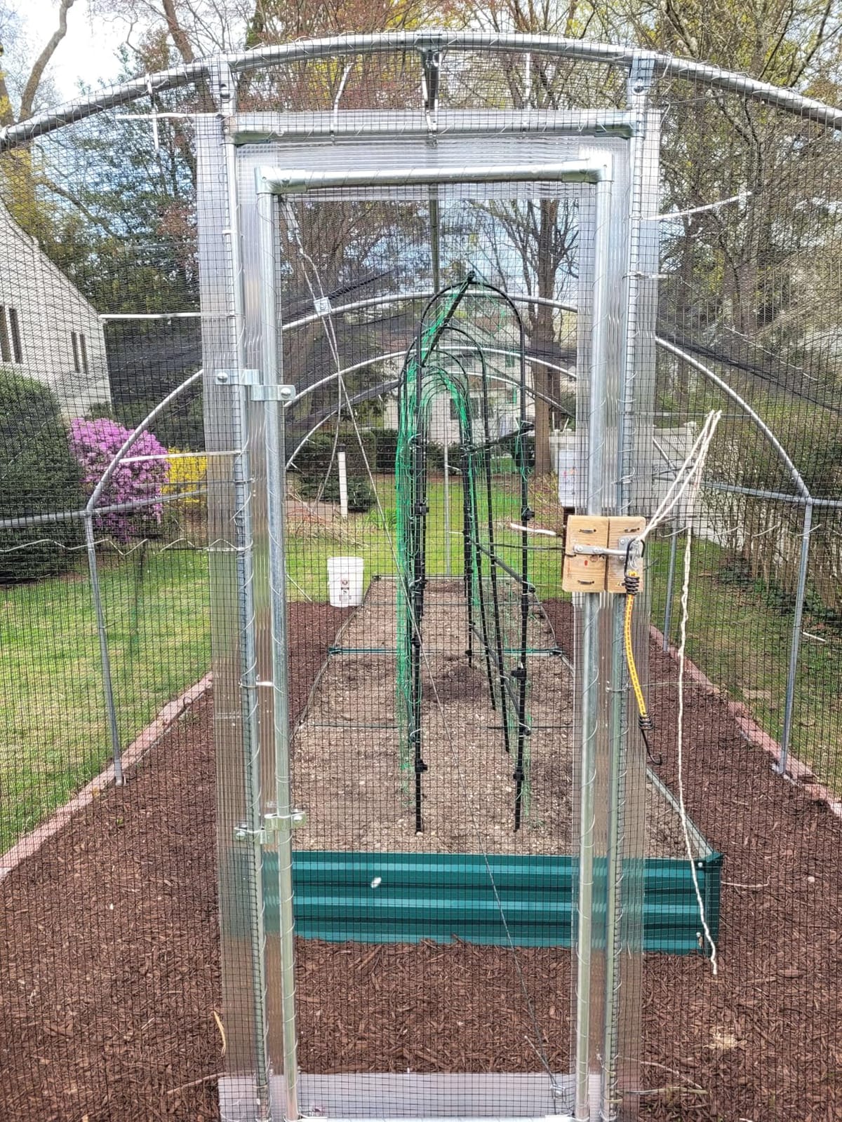 Large Metal Chicken Coop Round Top Upgrade Tri-Supporting Wire Mesh Chicken Run,Chicken Pen with Water-Resident and Anti-UV Cover,Duck Rabbit House Outdoor(19'L x 9'W x 6.5'H) customer photo 1