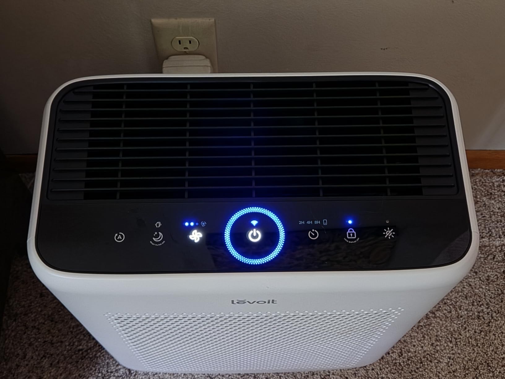 LEVOIT Air Purifiers for Home Large Room Up to 1875 Ft² with Washable Pre-Filter, AHAM VERIFIDE, Air Quality Monitor, HEPA Sleep Mode for Allergies, Pet Hair in Bedroom, Vital 200S-P, White customer photo 2