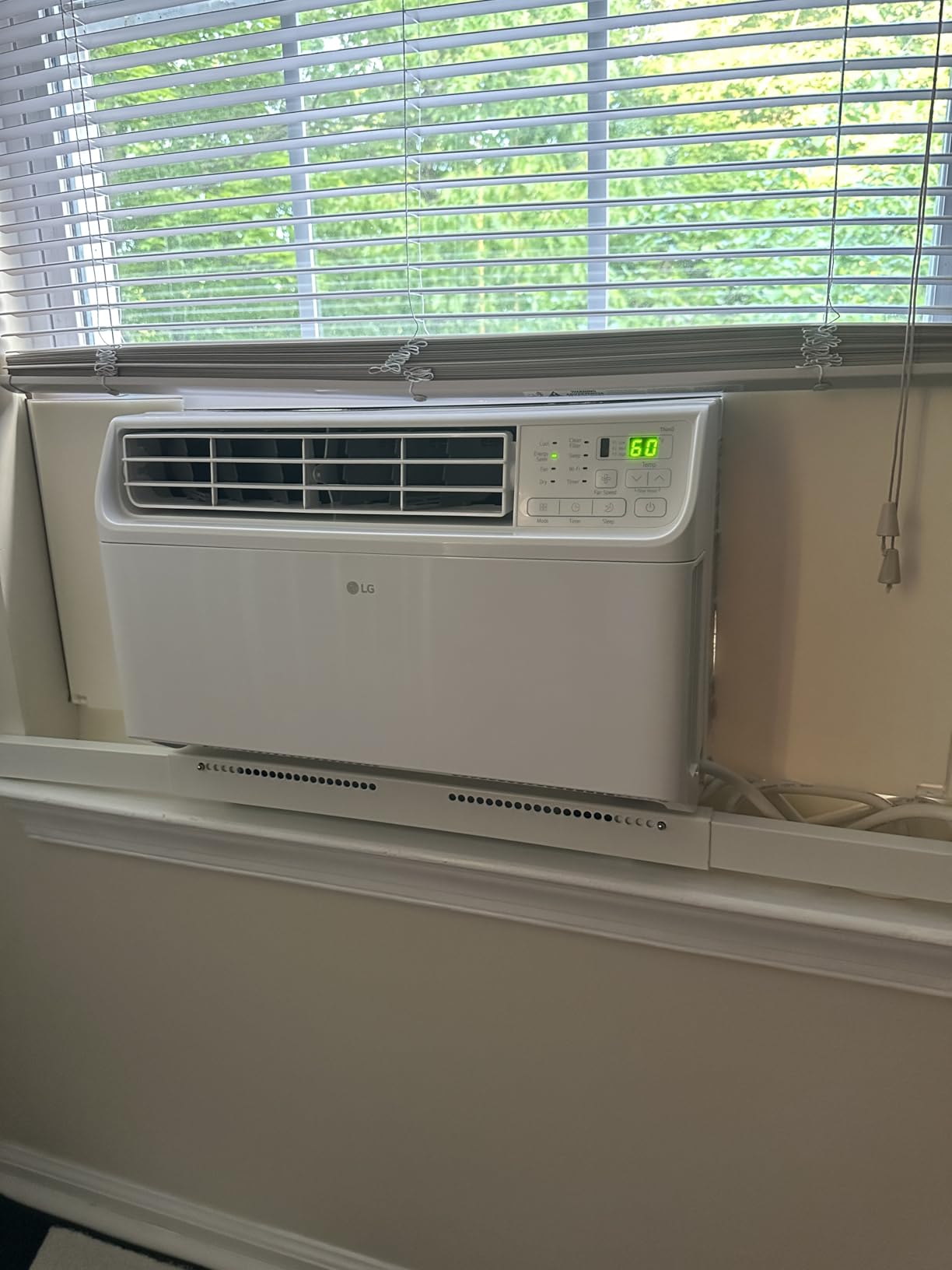 LG 10000 BTU Window Air Conditioners [2023 New] Dual Inverter Remote WiFi Enabled App Ultra-Quiet Washable Filter Cools 450 Sq.Ft AC Unit air conditioner Easy Install White LW1022FVSM customer photo 2