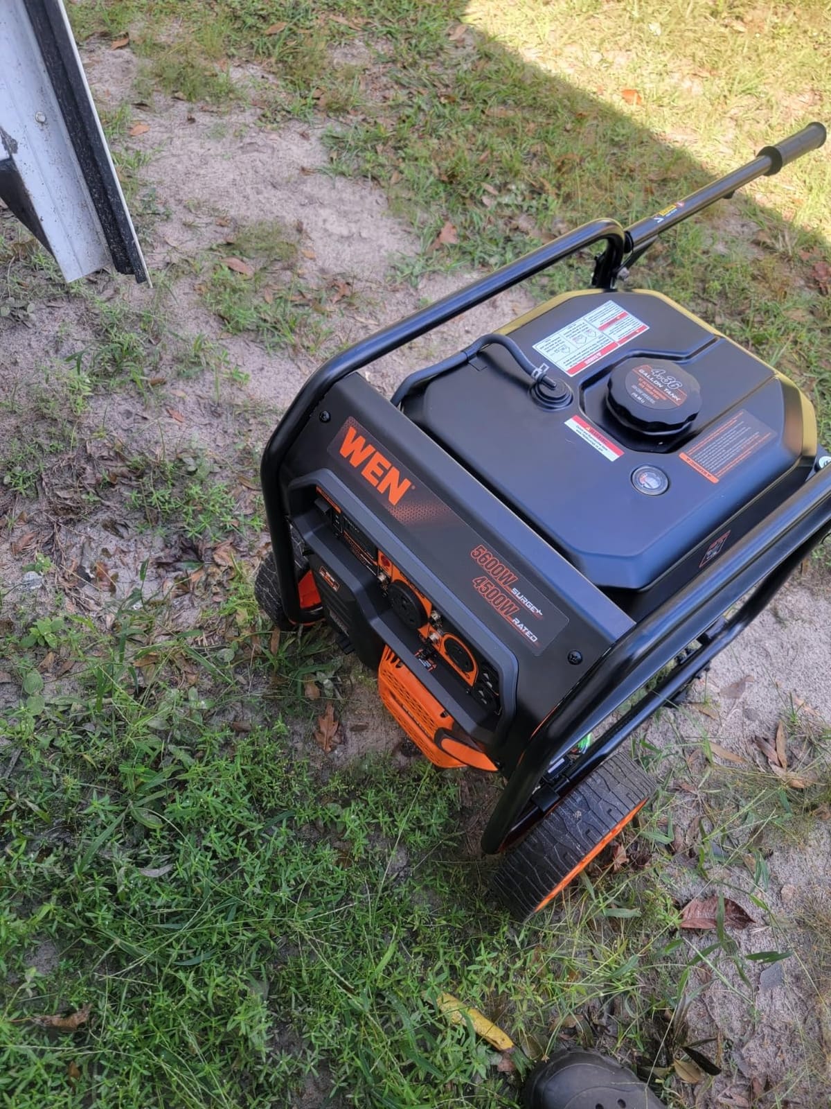 WEN 5600-Watt Portable Generator, 224cc, Transfer-Switch and RV-Ready (GN5600) customer photo 2