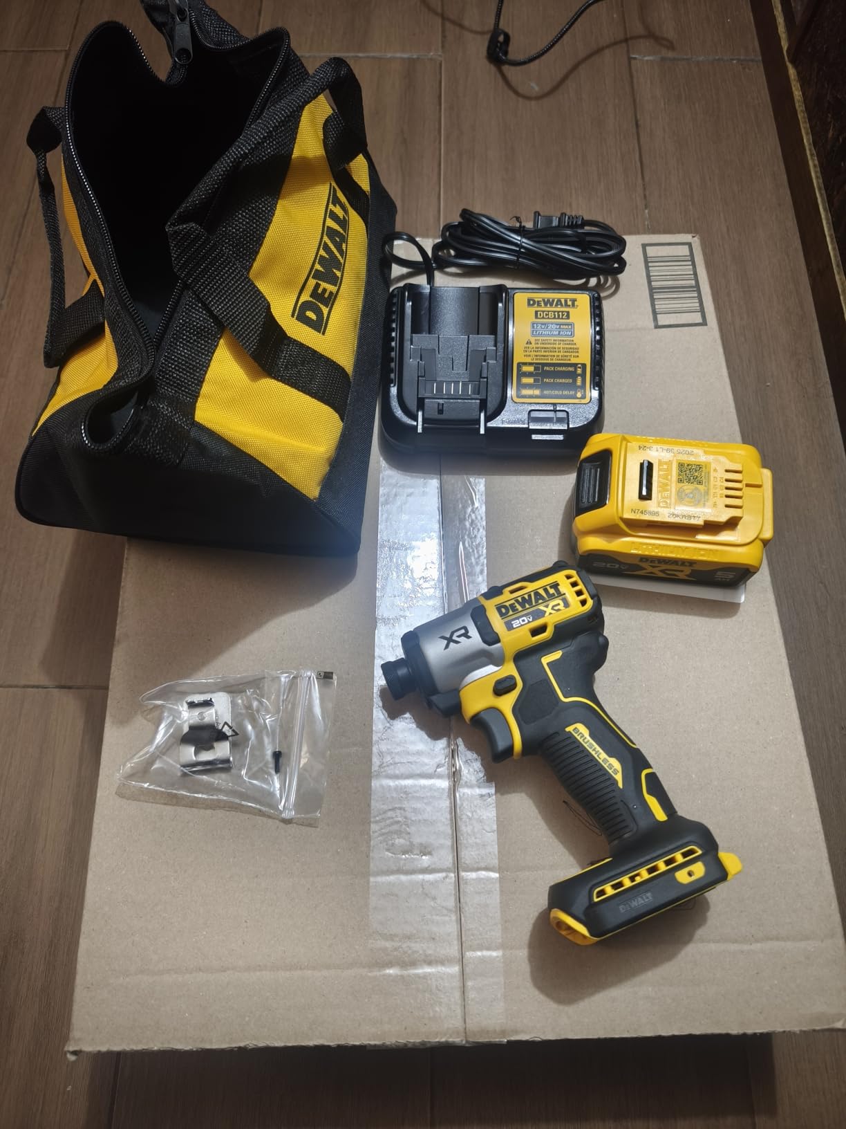 DEWALT 20V MAX Impact Driver, Cordless, 3-Speed, Battery and Charger Included (DCF845P1) customer photo 1
