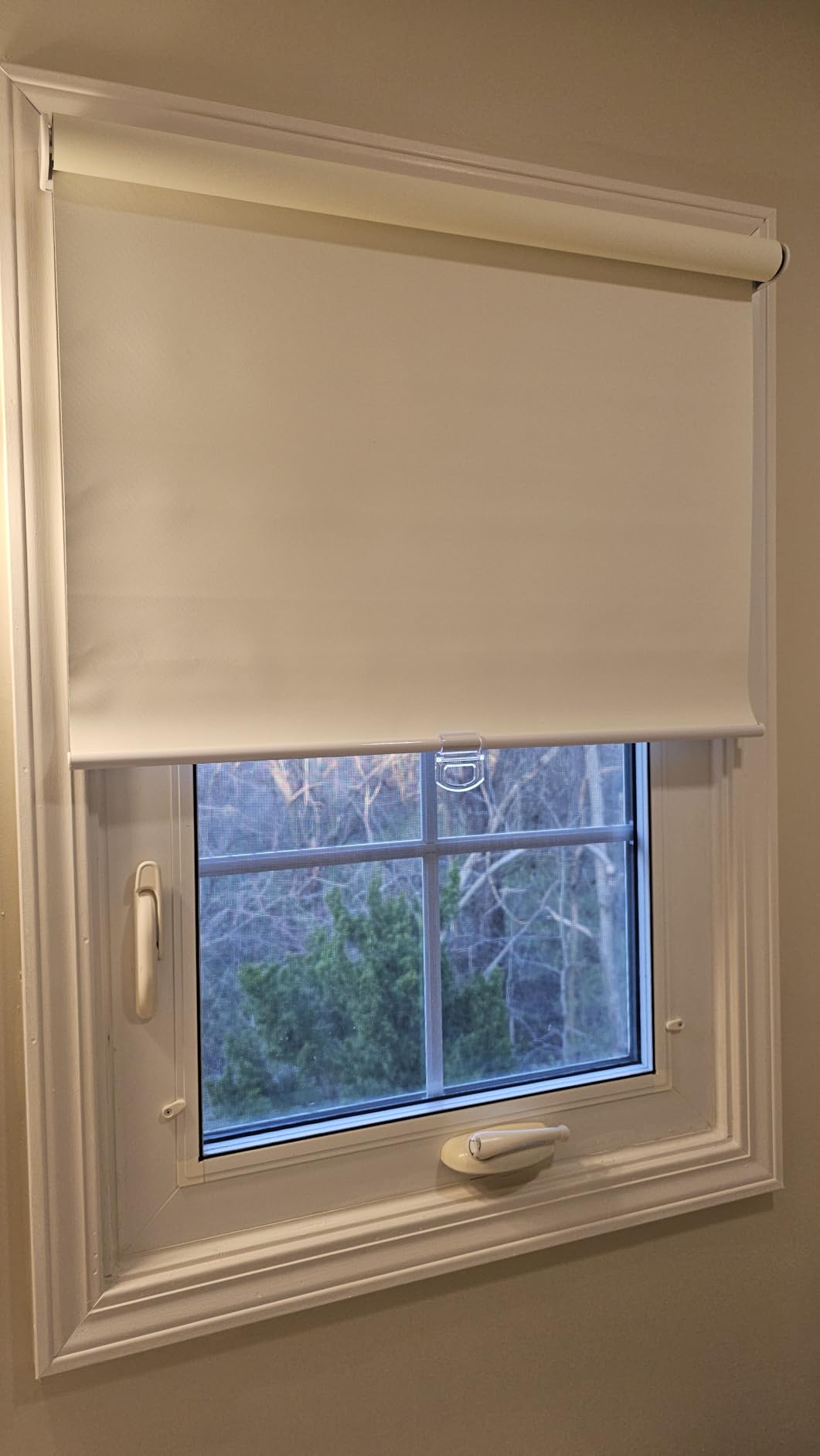 SUNOFF Blackout Cordless Roller Shades Blinds, 23