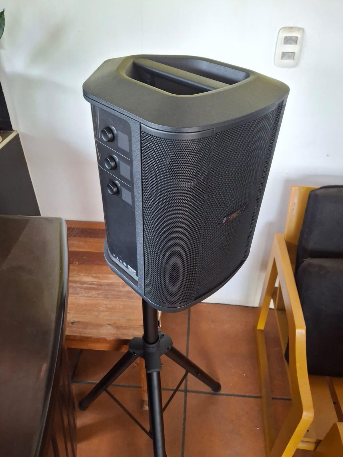 S1 Pro+ All-in-One PA Speaker - Powered, Wireless PA System, Multiple Positioning Options, Ergonomic Carry Handle, Up to 11 Hours of Playtime, Black customer photo 1