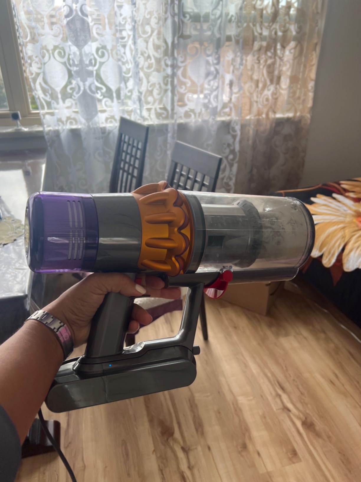 Dyson V15 Detect Cordless Vacuum Cleaner, Yellow/Nickel customer photo 2