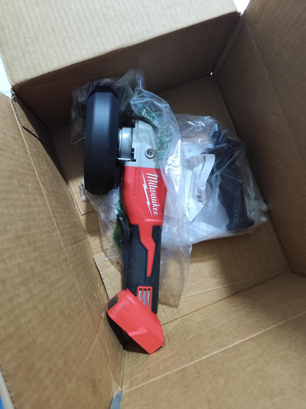 Milwaukee Electric - M18TRADE BRUSHLESS 4-1/2 / 5 Cut-Off Grinder customer photo 1