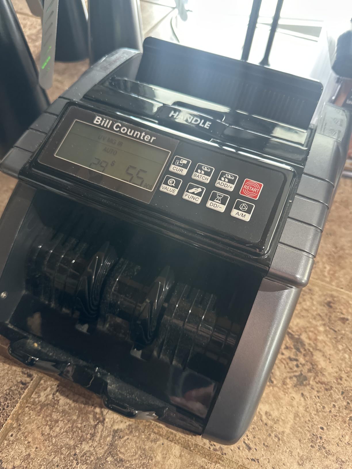 LOLARAN AL1000 Money Counter Machine with Value Counting for USD & EUR, UV/MG/MT/IR/DD/HLF Counterfeit Detection, LCD Display, Count/ADD/Batch/AUTO/Manual Modes customer photo 1