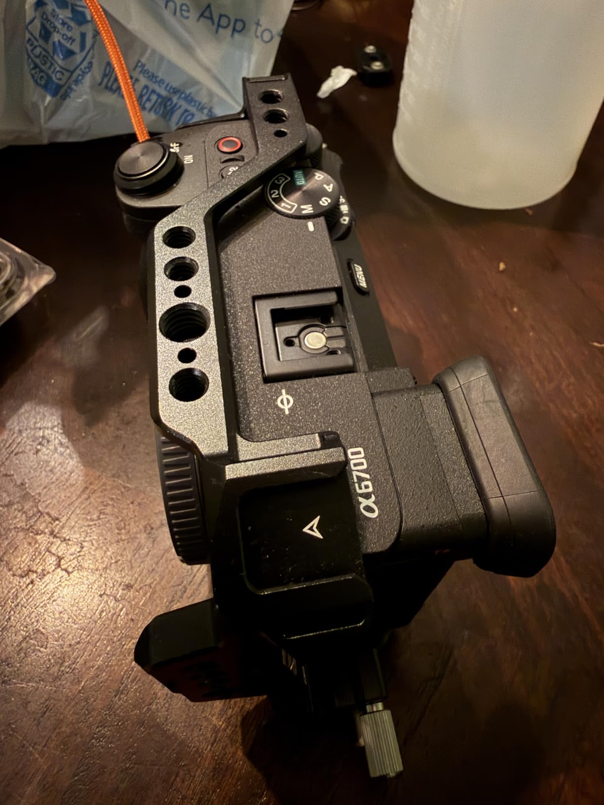 SmallRig Cage Kit for Sony A6700 with a Cable Clamp for HDMI - 4336 customer photo 2