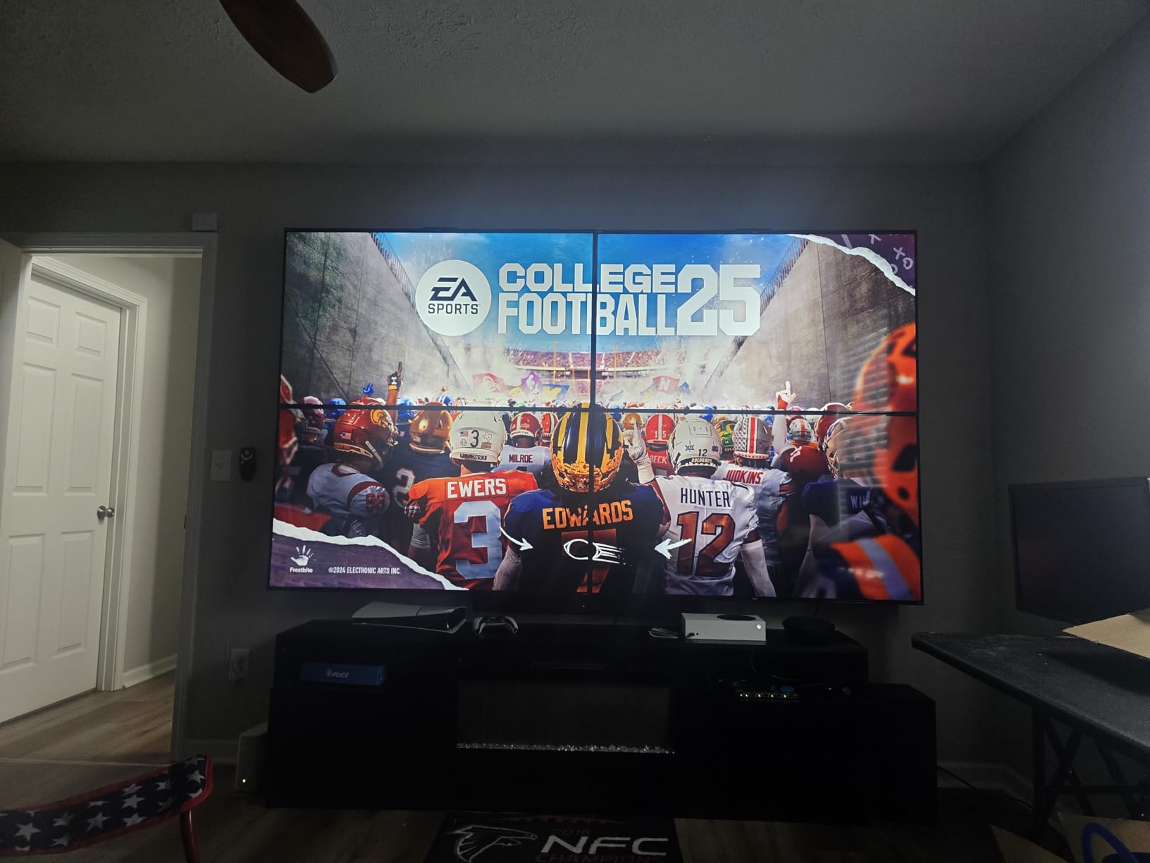 OREI 4x4 HDMI Matrix Video Wall 4K@60Hz, Seamless, WebGUI, HDCP 2.2, EDID | Matrix 4K, 4K video wall, HDMI 2.0, 18Gbps, 4:4:4, 2x2/1x4/4x1 layouts, remote control customer photo 2