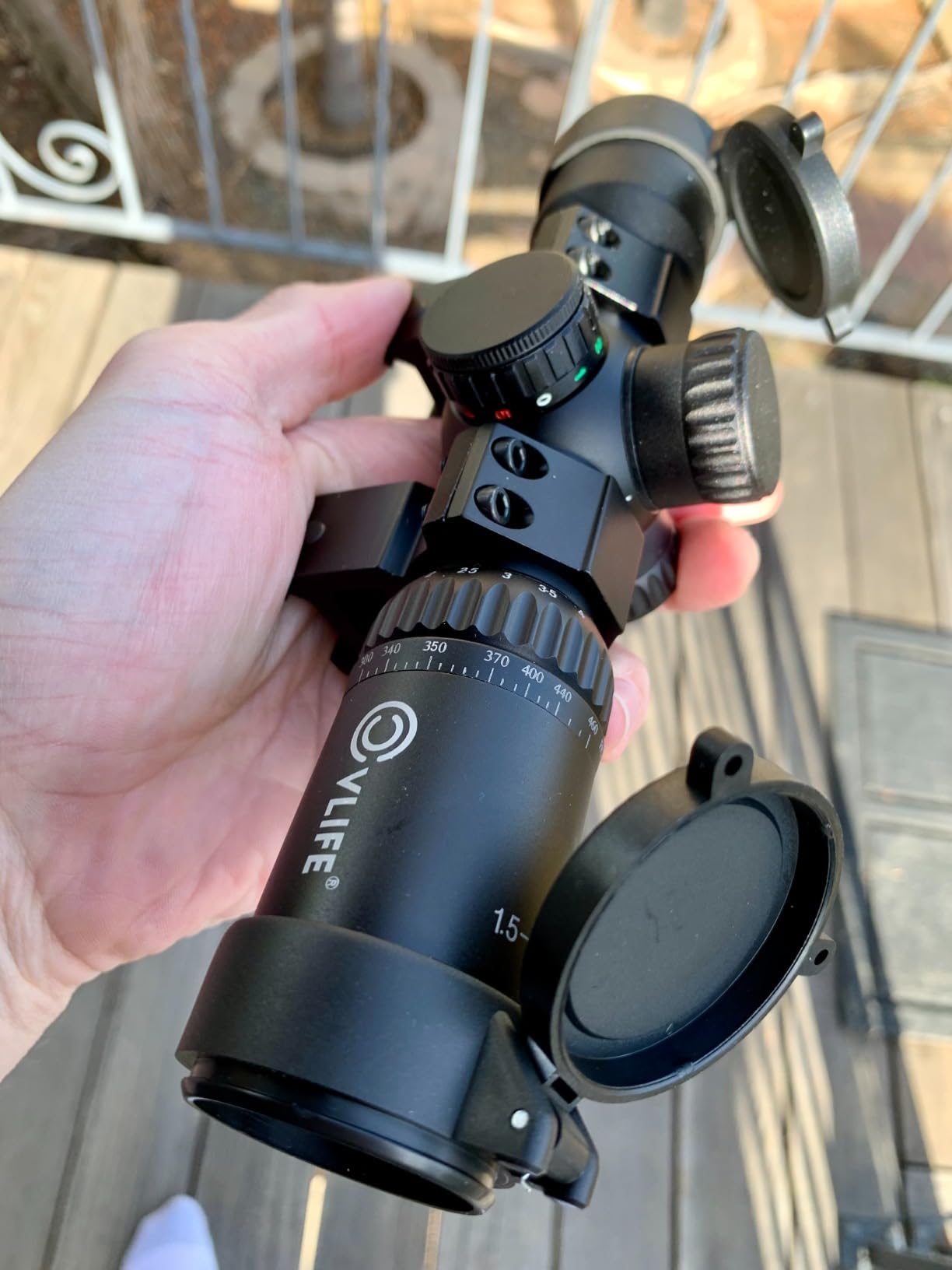 CVLIFE 1.5-5x32 Crossbow Scope, 20-100 Yards Rangefinder Ballistic Reticle, 300-460 FPS Red Green Illuminated Compact Crossbow Scope for Hunting with 20mm Scope Rings customer photo 1