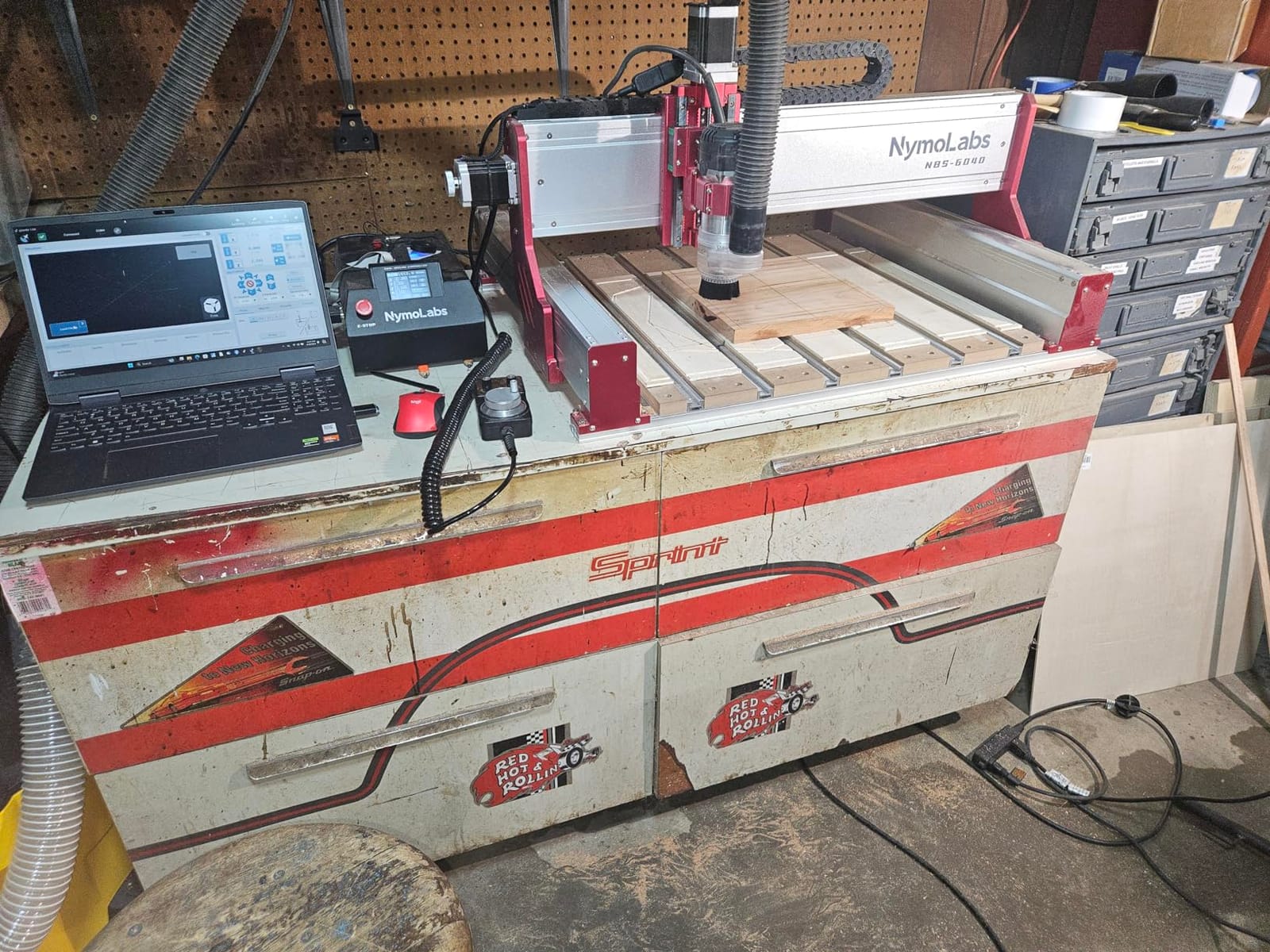 NBS-6040 CNC Router Machine, 710W Spindle for Wood Acrylic & Metal | 610 x 410 x 120 mm Work Area, Linear Rails on All Axes & Ball Screws, NEMA 23 Motors, GRBL Control & 2.8