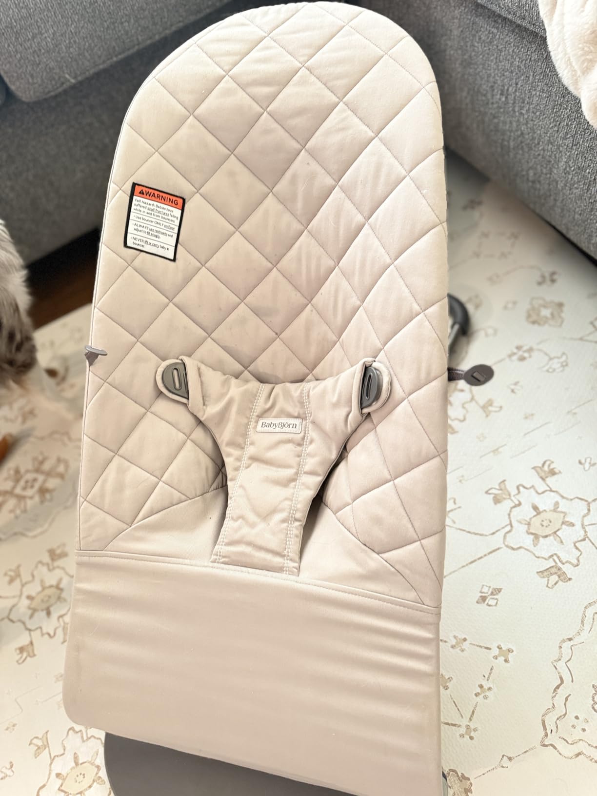 BabyBjorn Bouncer Bliss, Sand Gray, Woven, Classic Quilt | 2-in-1 Adjustable Baby Bouncer Seat and Toddler Chair, Newborn to Toddler (8-29 lbs), 4 Positions, Lightweight & Portable customer photo 2