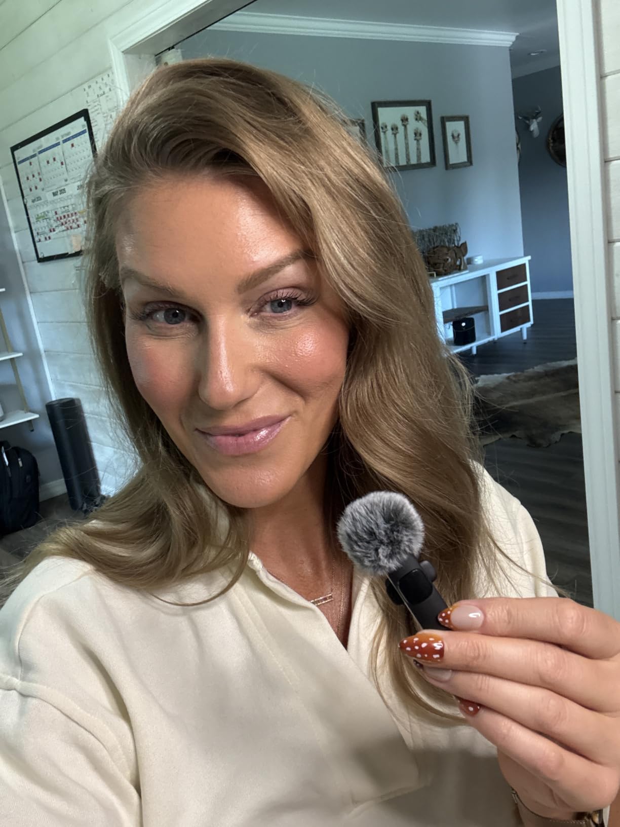 Mini Mic Pro (Latest Model - #1 Microphone for iPhone & Android, Wireless Mini Microphone, Clear Voice, Noise Cancelling, Lavalier Mic for TikTok, YouTube & Interviews) customer photo 2
