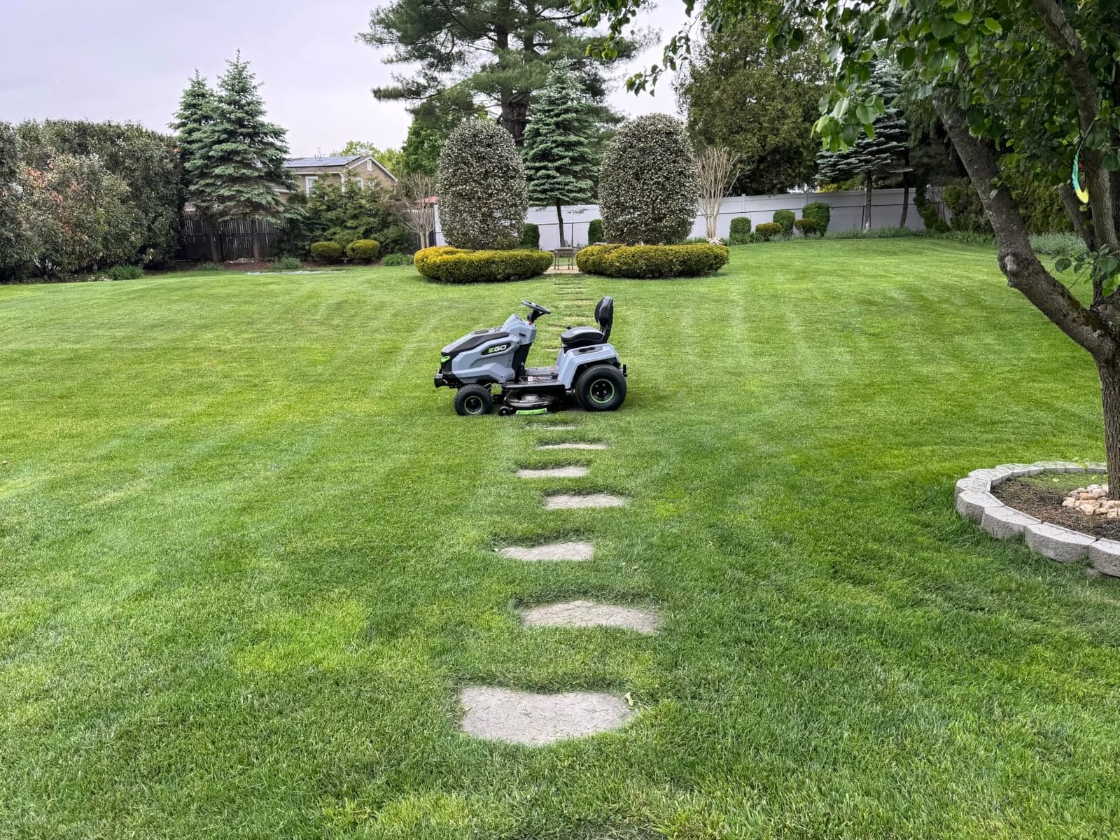 EGO Power+ Electric Riding Lawn Mower, 42