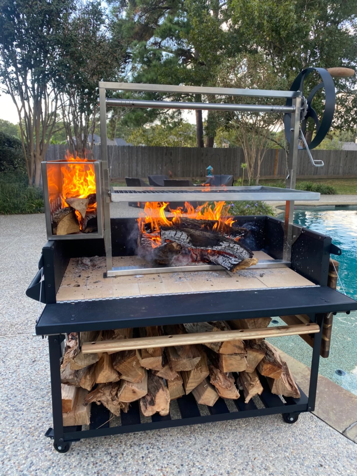 Backyard Discovery Argentine Santa Maria Wood Fire & Charcoal BBQ Grill with Brasero, Adjustable Grill Grates, Fire Bricks, Heavy-Duty Steel, S-Hooks, Acacia Wood Table for Outdoor Gaucho Grilling customer photo 1