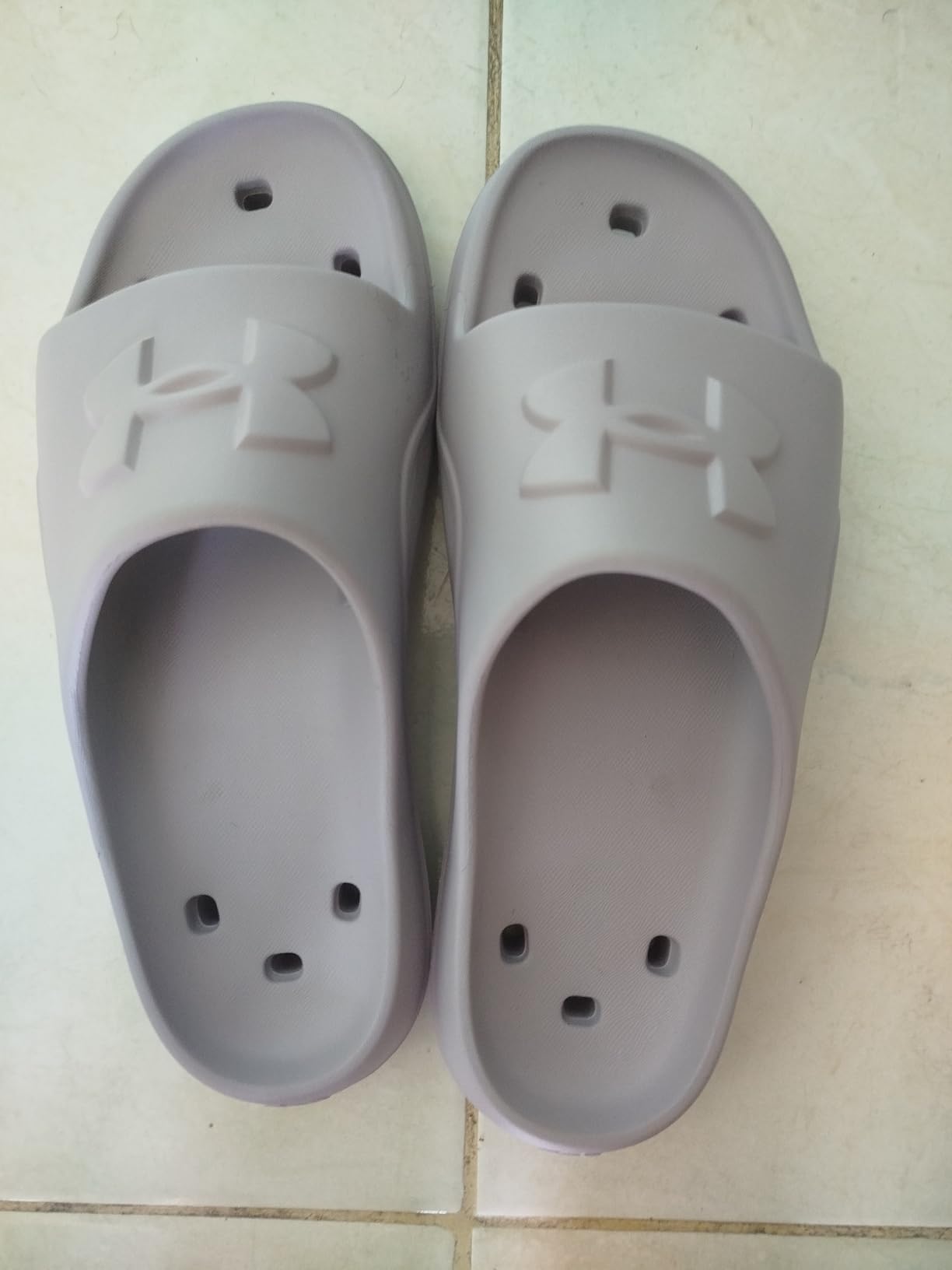 Under Armour Boys' Locker V Athletic Sandals customer photo 1