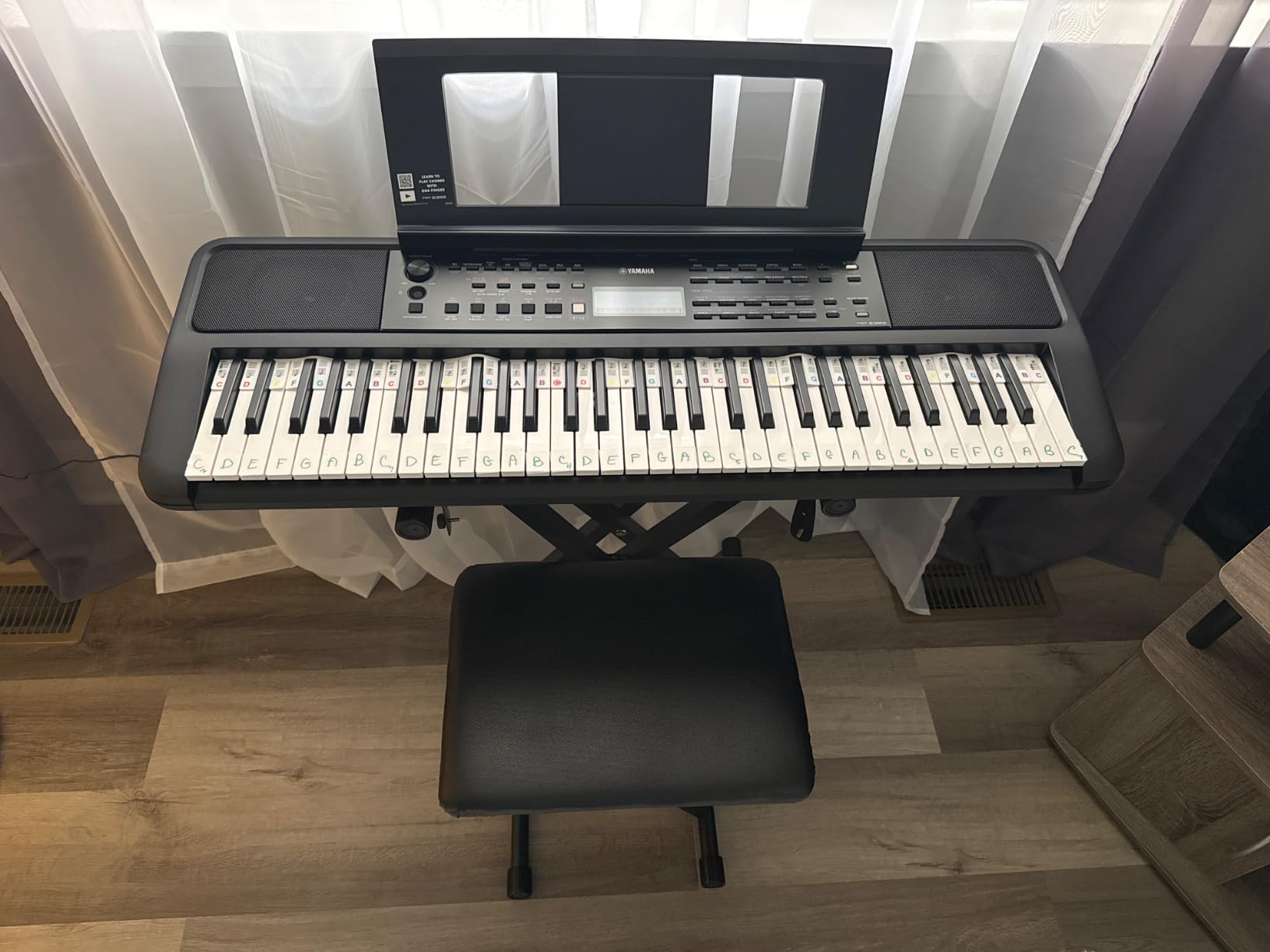 Yamaha 61 Touch Sensitive Keys Portable Keyboard for Beginners with Music Rest, Power Adapter PSR-E383 customer photo 2