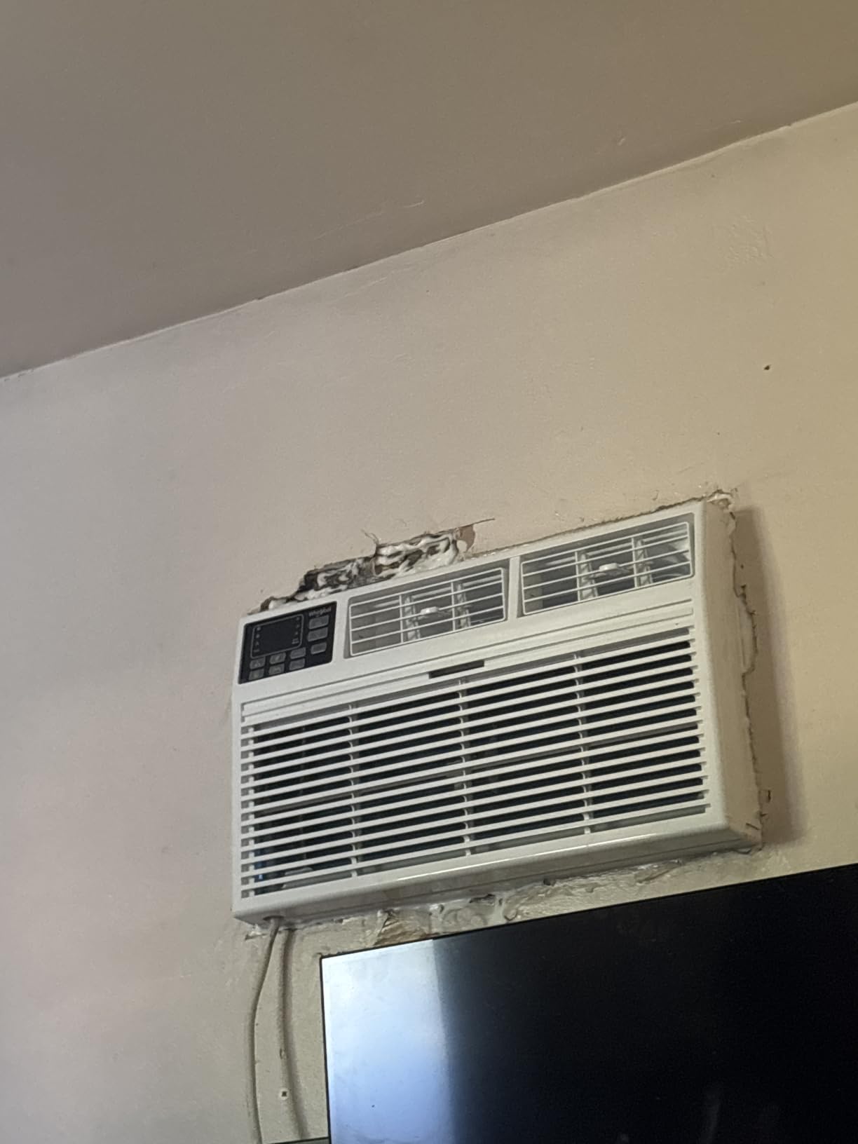 Whirlpool 10,000 BTU Wall Air Conditioner, Remote Control, White, 115V, Cools up to 450 Sq. Ft. customer photo 1
