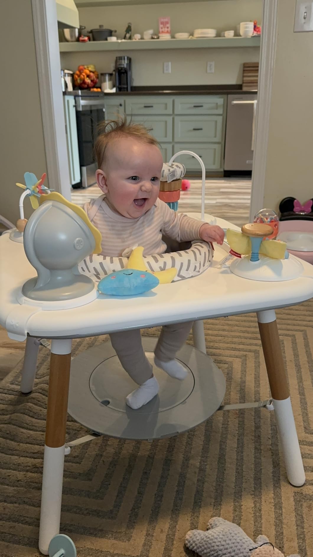 Skip Hop Discoverosity Montessori-Inspired 3-Stage Activity Center & Play Table for Baby Ages 4m+, Includes Mirror, Rattles, Teethers customer photo 2