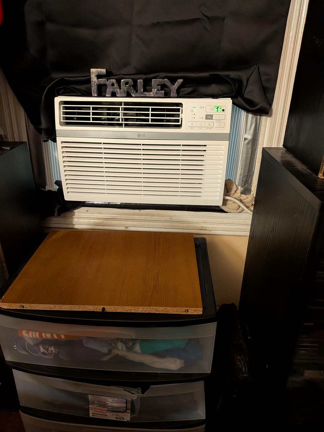LG 8,000 Window Air Conditioner, 115V, 350 Sq.Ft. (14' x 25' Room Size), Quiet Operation, Electronic Control with Remote, 3 Cooling & Fan Speeds, Auto Restart, 8000 BTU, White customer photo 2