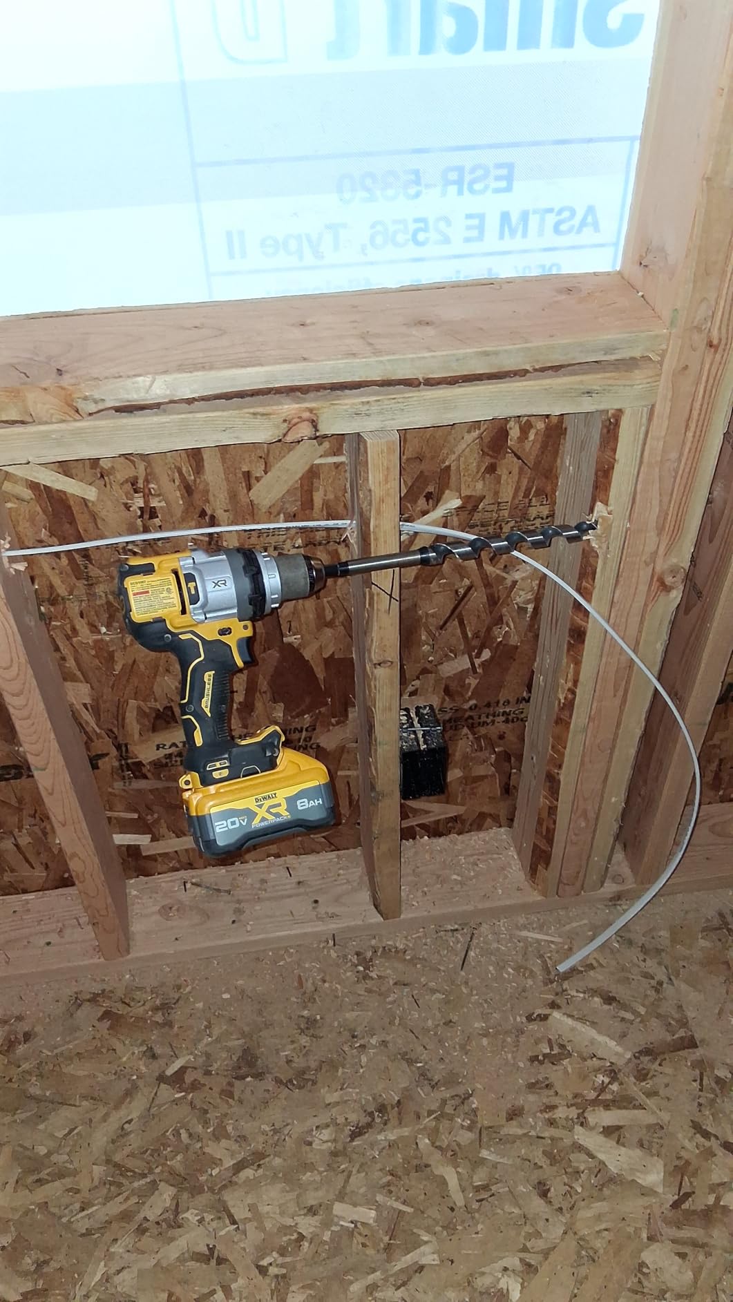 20V MAX XR 1/2 Inch Brushless Cordless Hammer Drill Kit with 8AH Battery and Charger, 3 Speed (DCD1007WW1) customer photo 1