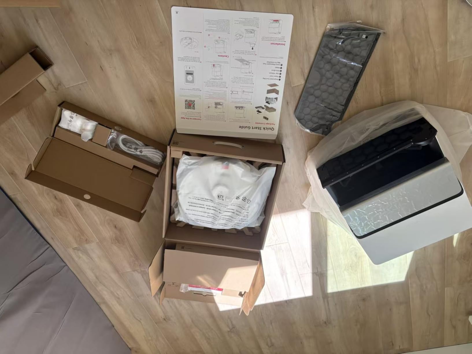 roborock S8 Max Ultra with Refill & Drainage System Robot Vacuum and Mop | FlexiArm Design, Smart Dirt Detection, Self-Emptying, 8000Pa Suction for Various Floors, Pet Hair, White customer photo 1