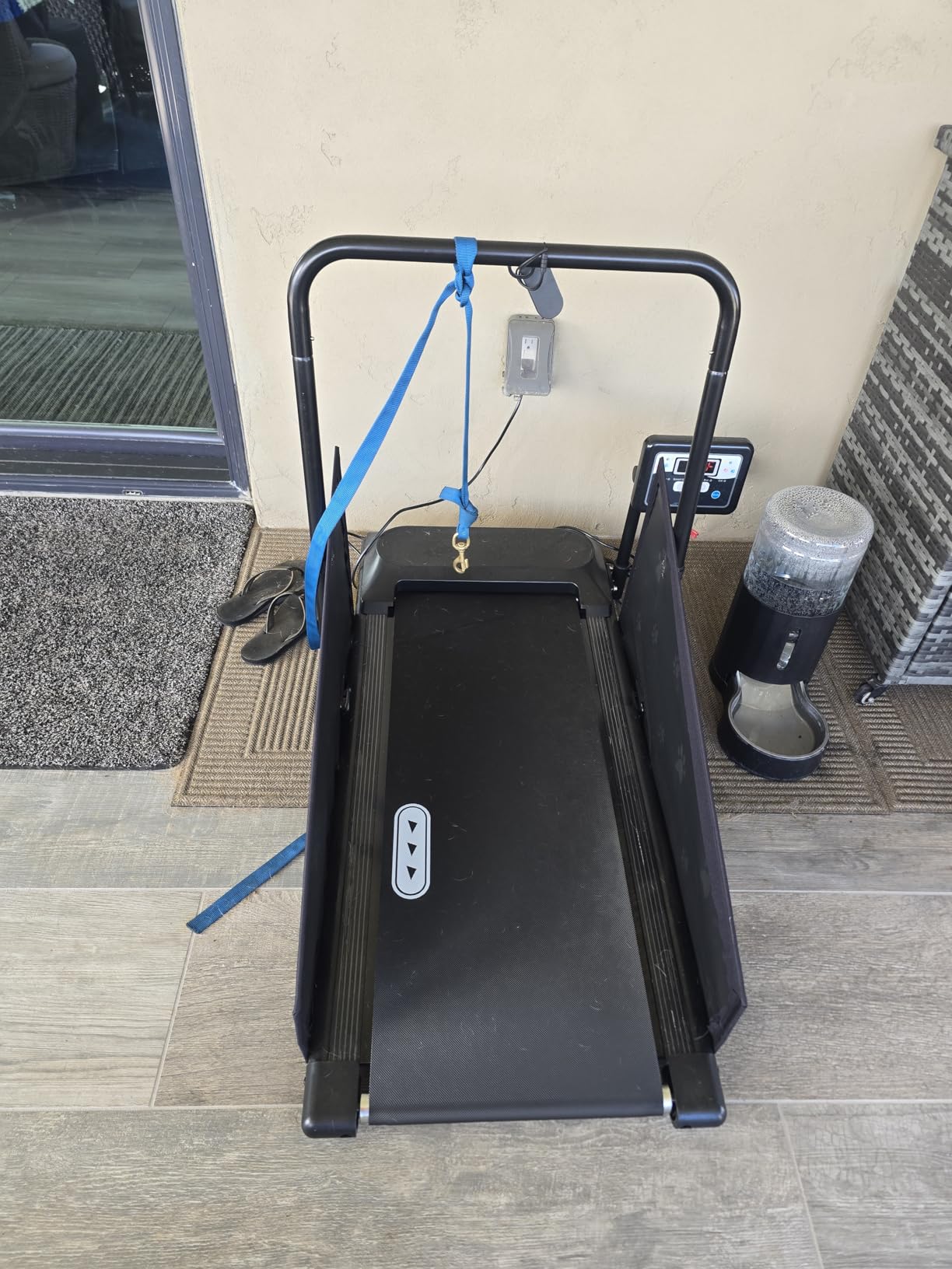 CIIHI Dog Treadmill for Medium Small Dogs - Pet Running Machine | 265lbs Capacity, 360° Rotatable Display, Indoor Pet Fitness & Training, Move Wheels & Remote Control, 2 in 1 Treadmill customer photo 1