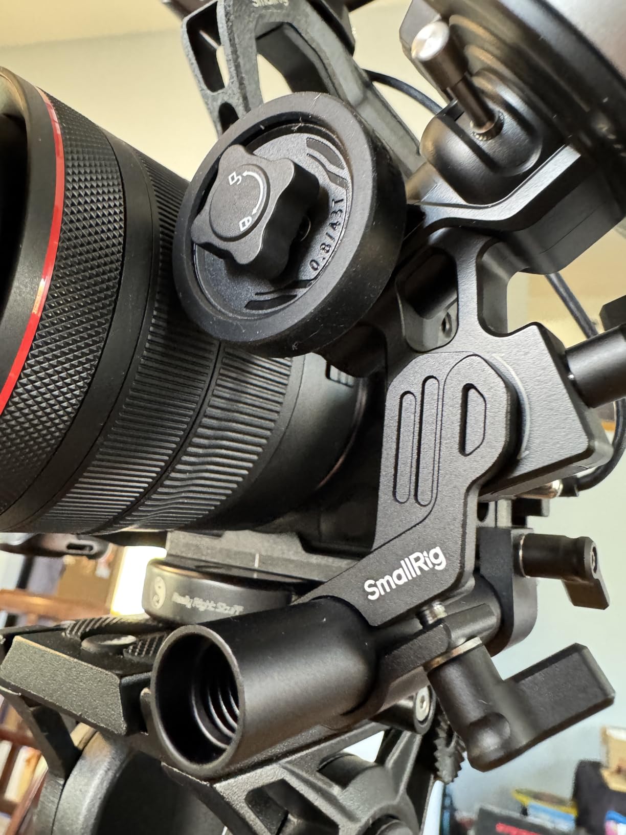 SmallRig Follow Focus F50 with Stepless Dynamic Damping Lever Adjustment and A/B Stops, Including 15mm Rod & Rod Clamp, for DSLR, for Sony FE/FE C, for Canon customer photo 2