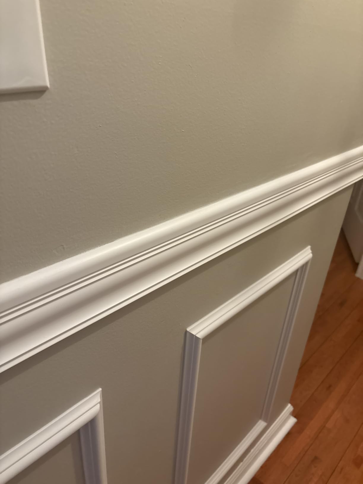Art3d High Impact Crown Molding Trim for Ceiling, 10-Pack, 47 ft, White | Polystyrene Ceiling Moulding, Lightweight, Ideal for Interior Walls, Corner Decor customer photo 2
