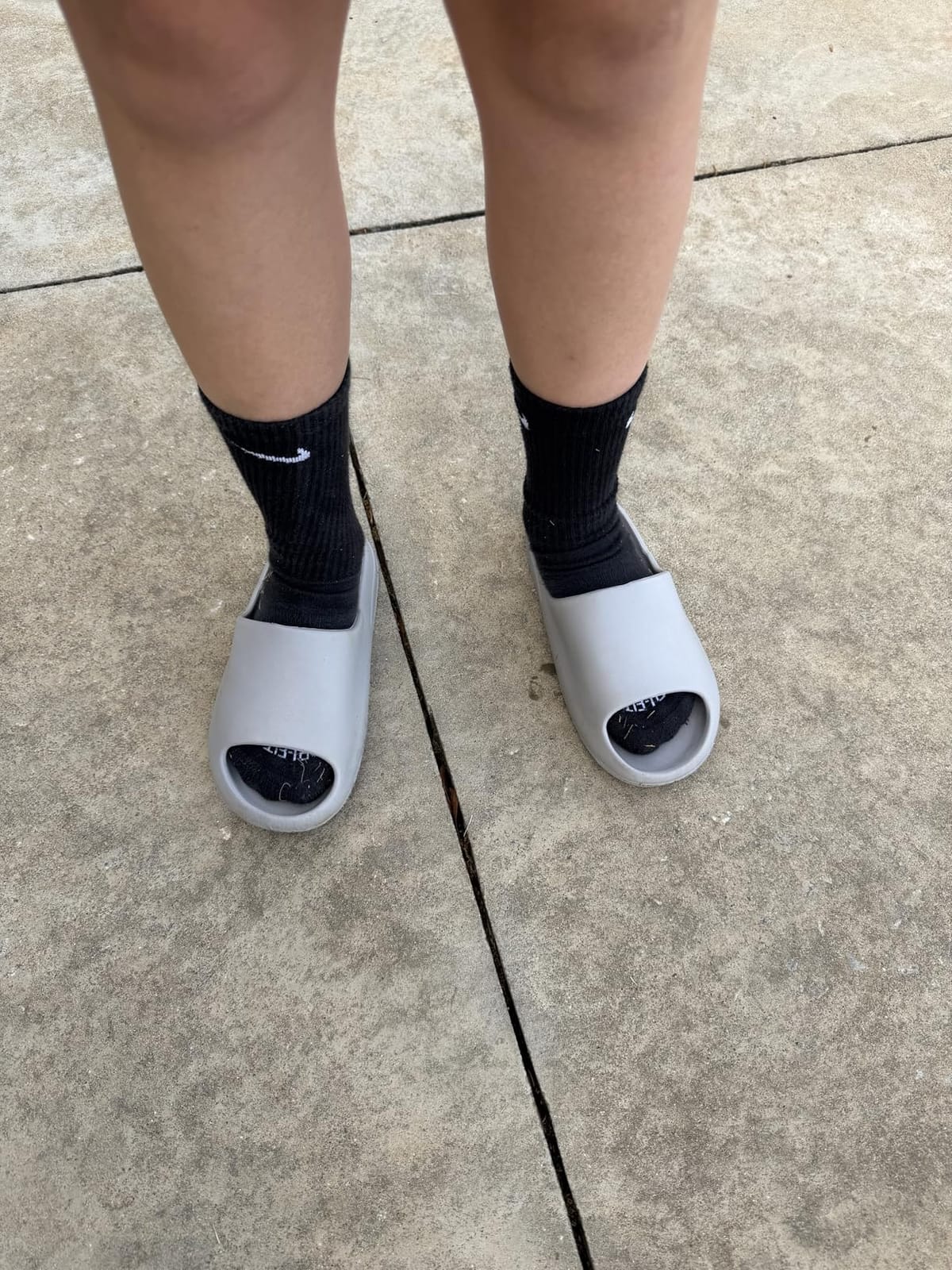 Kids Cloud Slides Boys & Girls - Pillow Slippers - Slip-On Summer Sandals customer photo 1