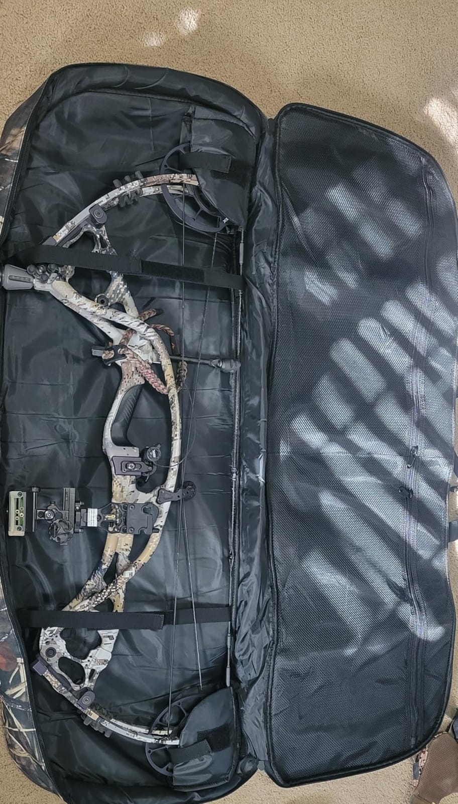 CVLIFE Soft Compound Bow Case, Archery Bag for Bow Gear Storage | Built With Thick Padding Compound Bow, Equipped With Backpack Straps, Shoulder Strap, Arrow Pocket, Camo Design For Outdoor customer photo 2