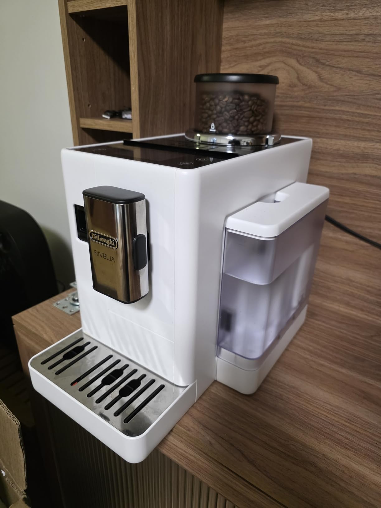 Rivelia Automatic Espresso Machine, Milk Frother, White | #1 Worldwide Espresso Machine Maker, Removable Bean Hoppers, 18 One-Touch Recipes, Milk Frother, 4 Unique Colors customer photo 1