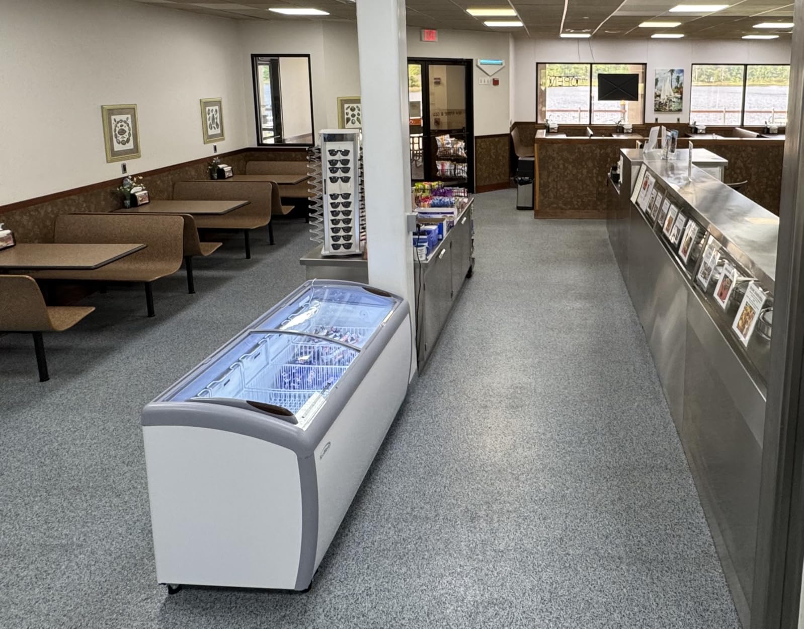 KoolMore 33 in. Flat-Top Ice Cream Display Freezer, 7 Cu. Ft. Commercial Chest Freezer with Sliding Glass Doors, ETL Listed in White customer photo 1