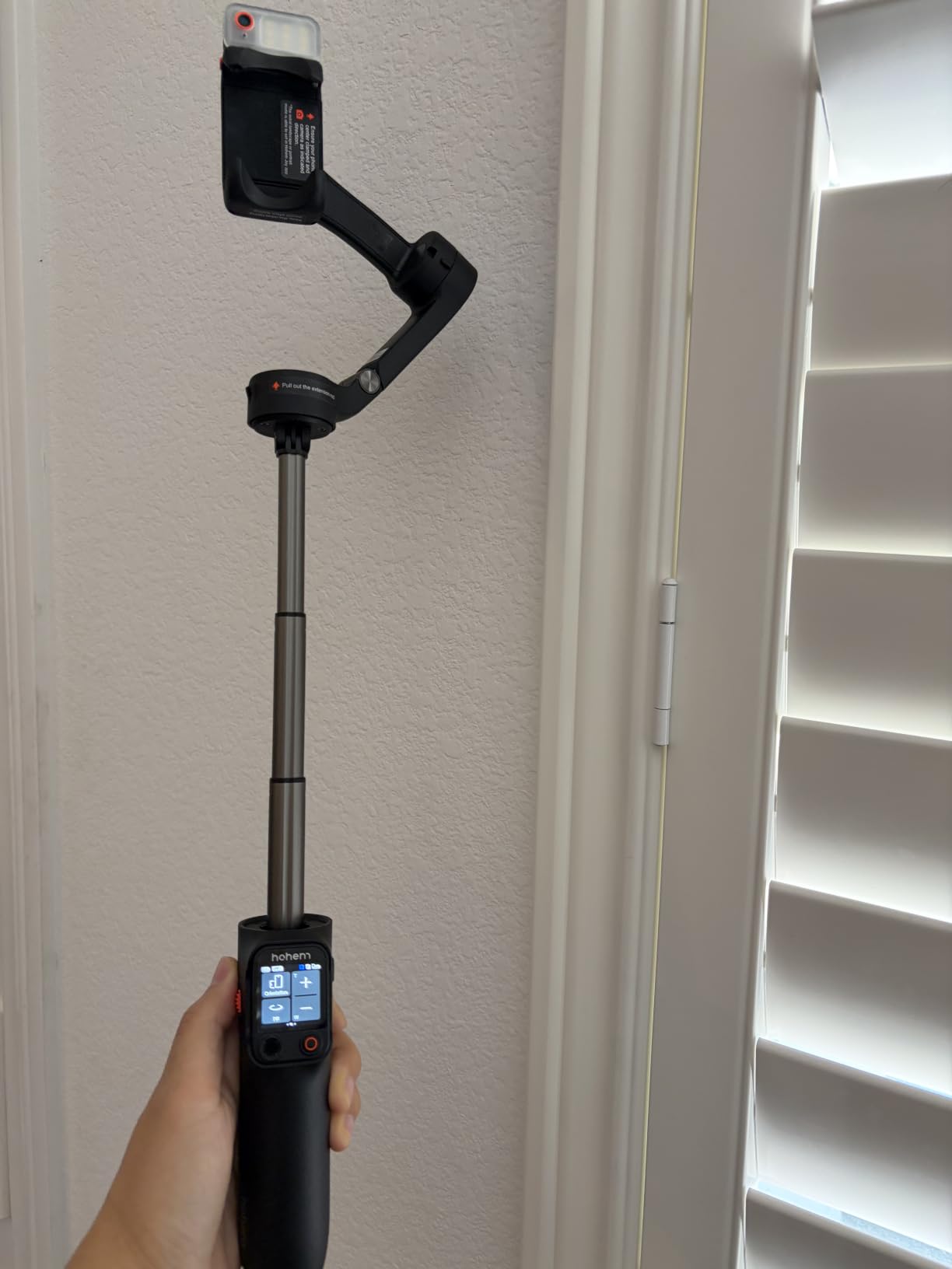 hohem iSteady V3 Ultra 3-Axis Gimbal Stabilizer for iPhone & Android | AI Live Feed Monitoring, AI Auto Tracking, Touchscreen Remote, iSteady 9.0 Anti-Shake, 8