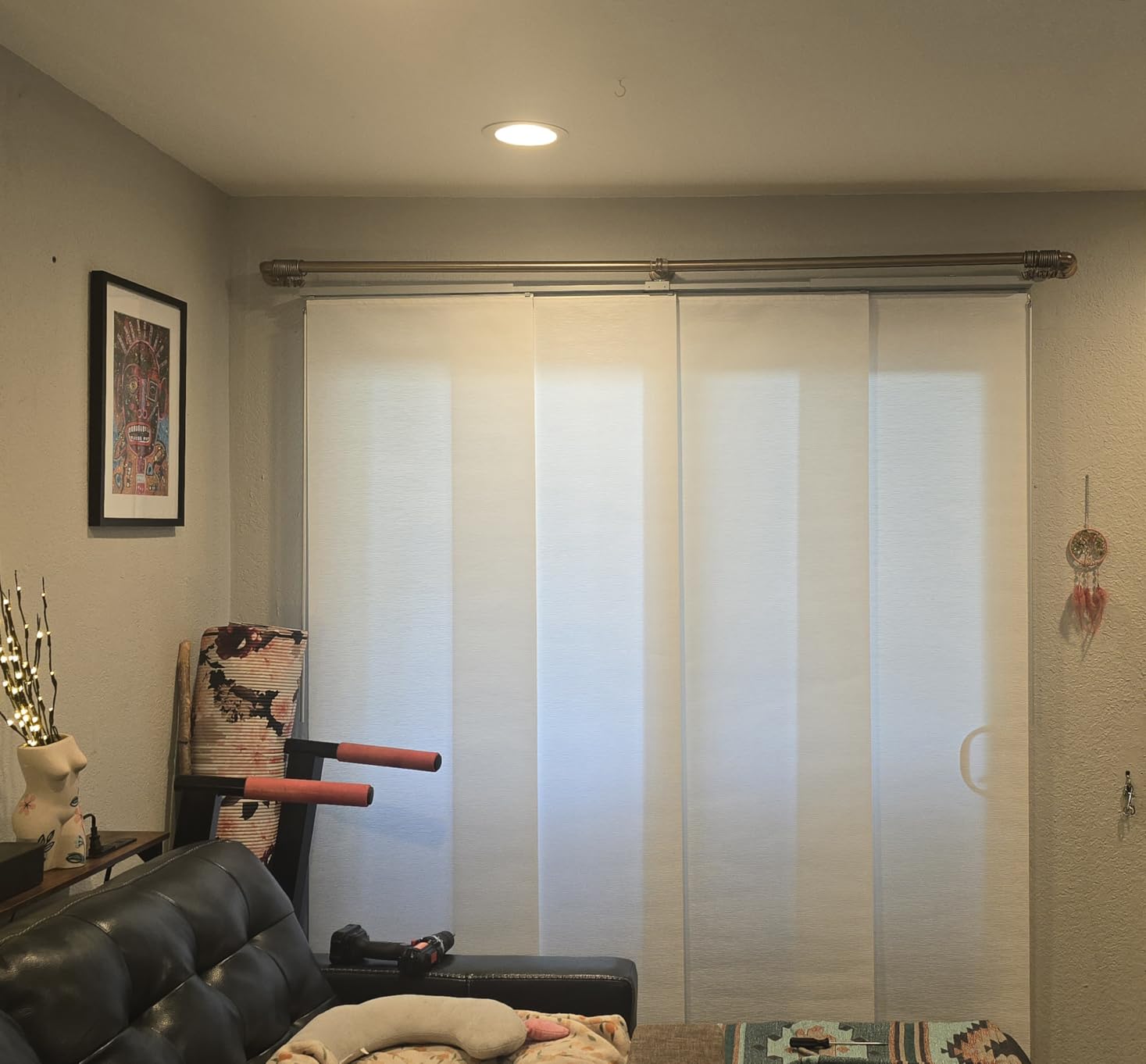 VEVOR Panel Track Blinds, Extendable Track from 45.8 in to 86 in W, Trimmable Panel Curtains Up to 96 in H, Vertical Blackout Panel Blinds for Sliding Doors, Patio Doors, Room Divider, Light Gray customer photo 1