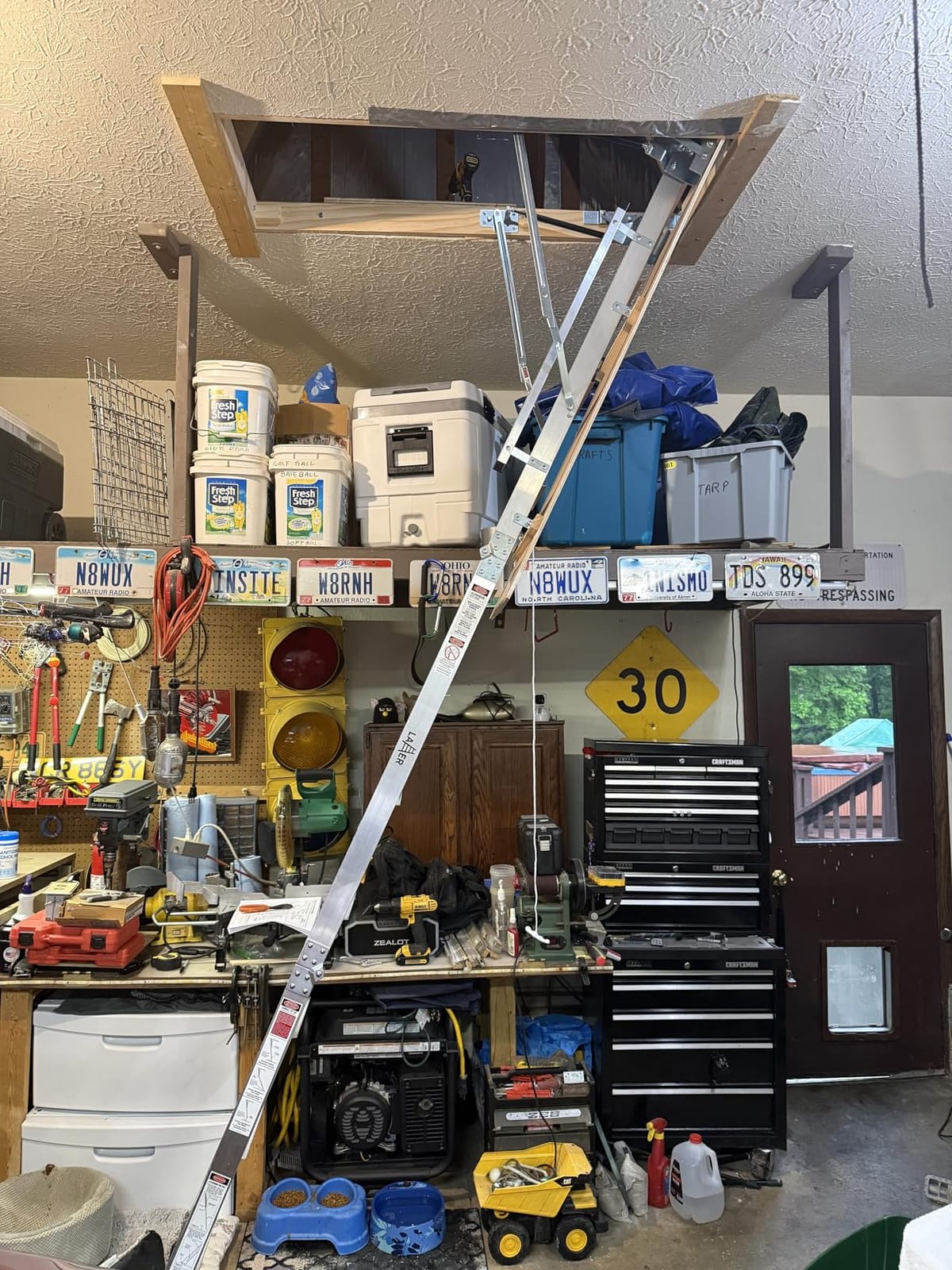 Vantic 10 Ft Aluminum Attic Ladder Pull Down System for 22.5