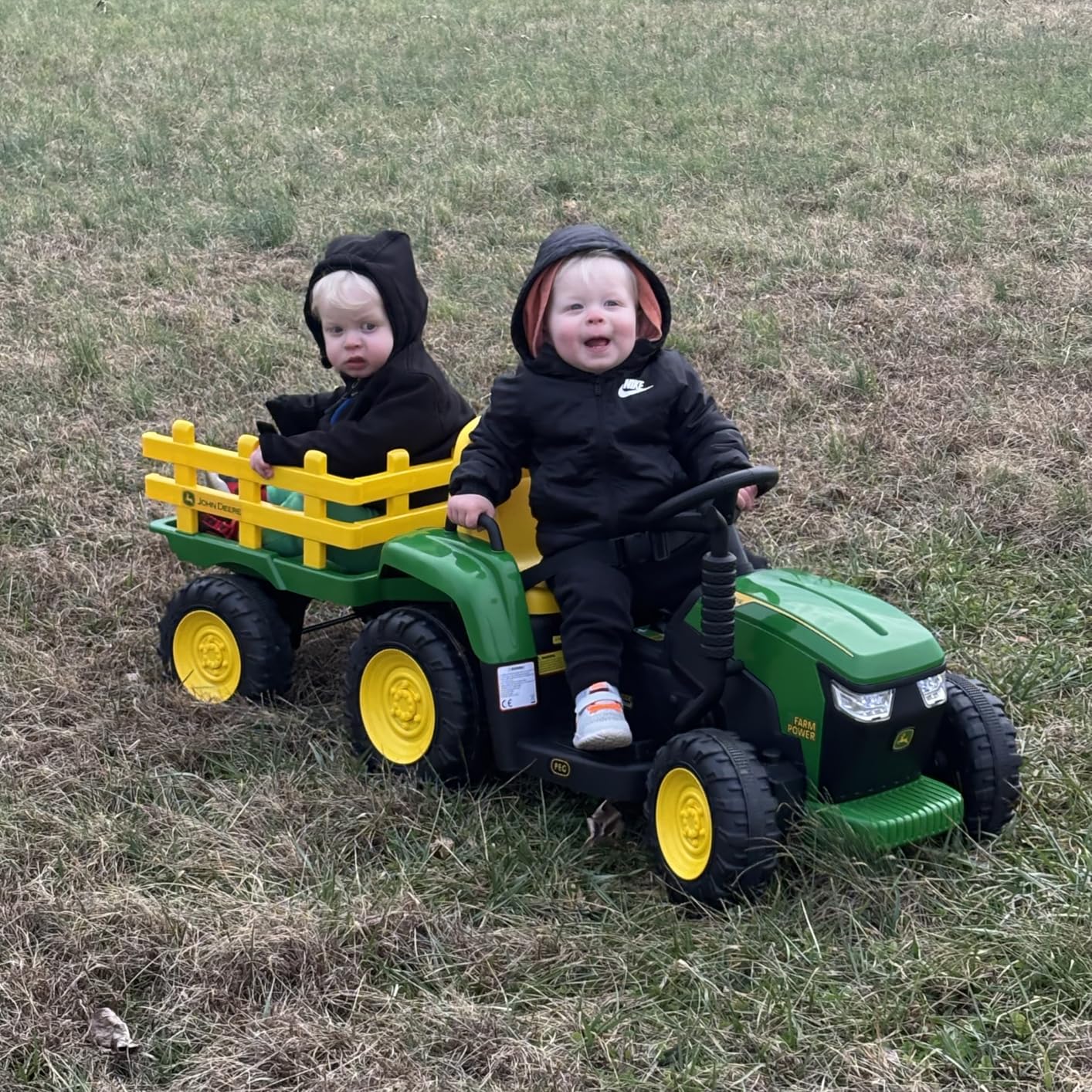 Peg Perego John Deere Farm Power 12 Volt Ride-on Tractor and Trailer with Remote Control customer photo 1