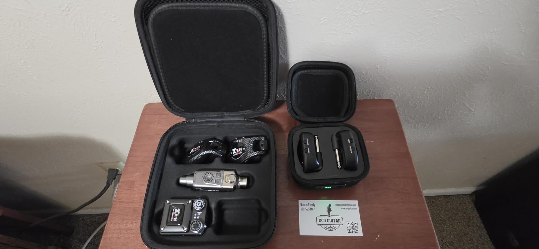 Xvive AC58 Wireless Guitar System with Charging Case 5.8GHz | Channel Scan Mode, Active or Passive Pickup Mode, for Electric/Acoustic Bass Guitar customer photo 1