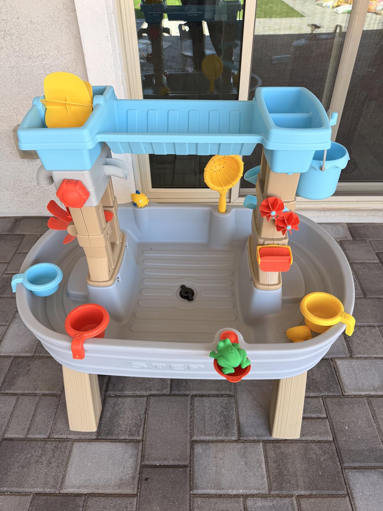 Step2 Rain Showers & Flow Kids Water Table, Outdoor Toddler Activity Table, 15-Piece Accessory Set, Ages 1.5+ Years Old, Multicolor (Gray, Blue, Red) customer photo 1