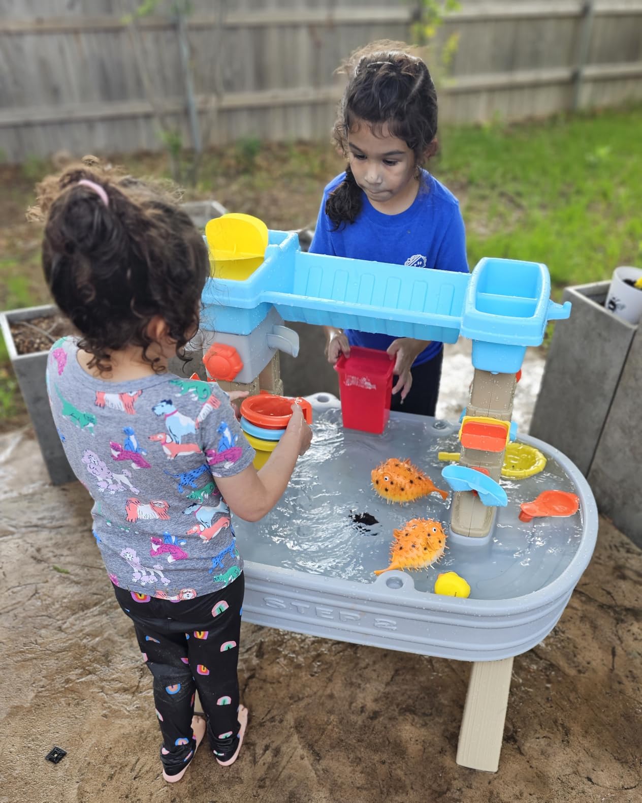 Step2 Rain Showers & Flow Kids Water Table, Outdoor Toddler Activity Table, 15-Piece Accessory Set, Ages 1.5+ Years Old, Multicolor (Gray, Blue, Red) customer photo 2