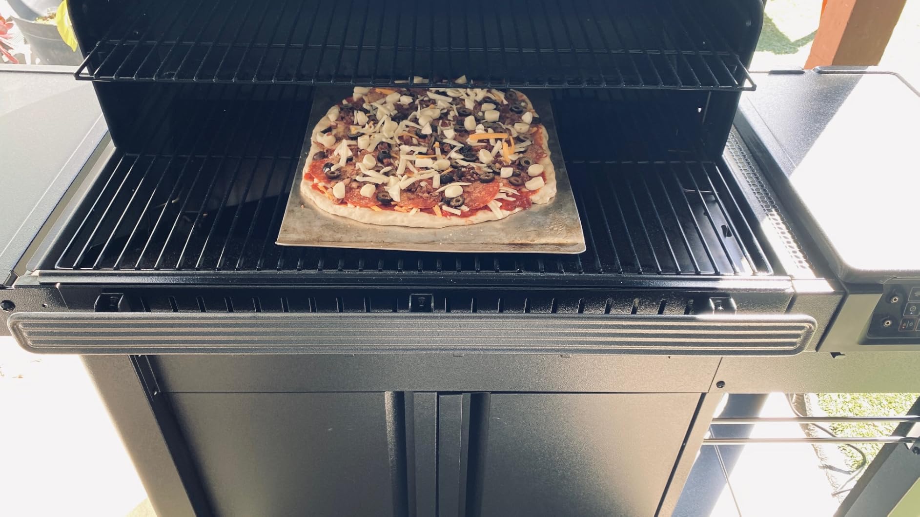 Traeger Woodridge Pro Plus Wood Pellet Grill & Smoker, 970 Sq In, WiFi customer photo 1