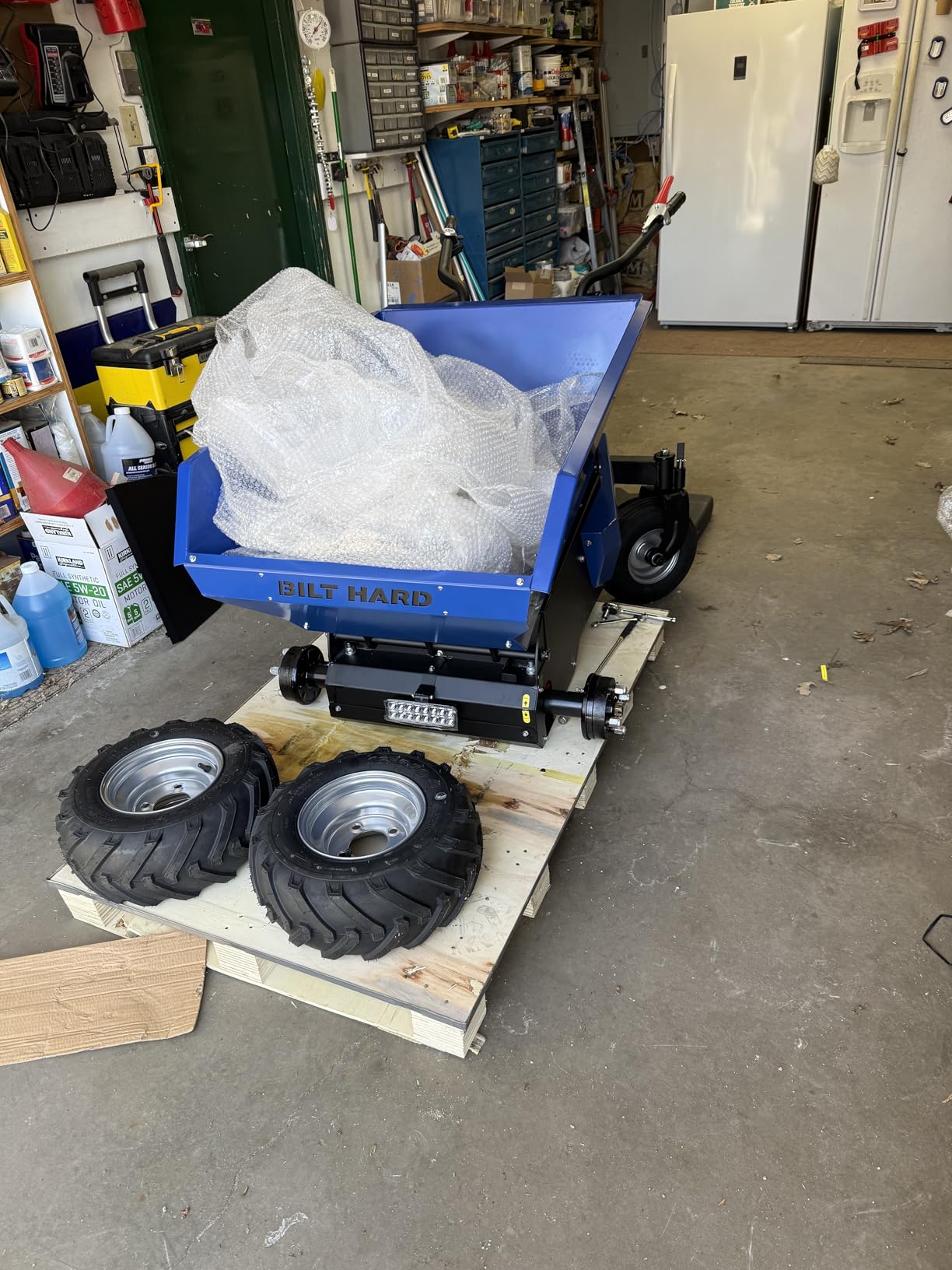 BILT HARD 1100 LBS Electric Mini Dumper with 3X Faster Hydraulic Tipping, Battery Powered (48V 32Ah), Wheelbarrow Dump Cart Electric with 1000W Brushless DC Motor for Construction & Job Sites customer photo 2
